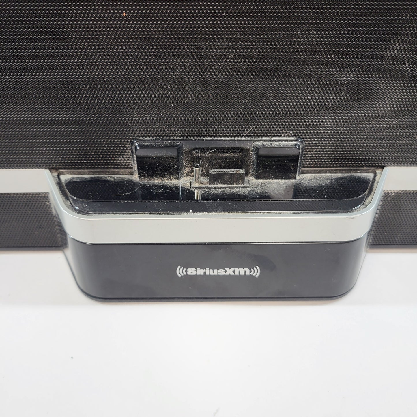 Broken SiriusXM Portable Speaker Dock Portable Speaker SXABB2