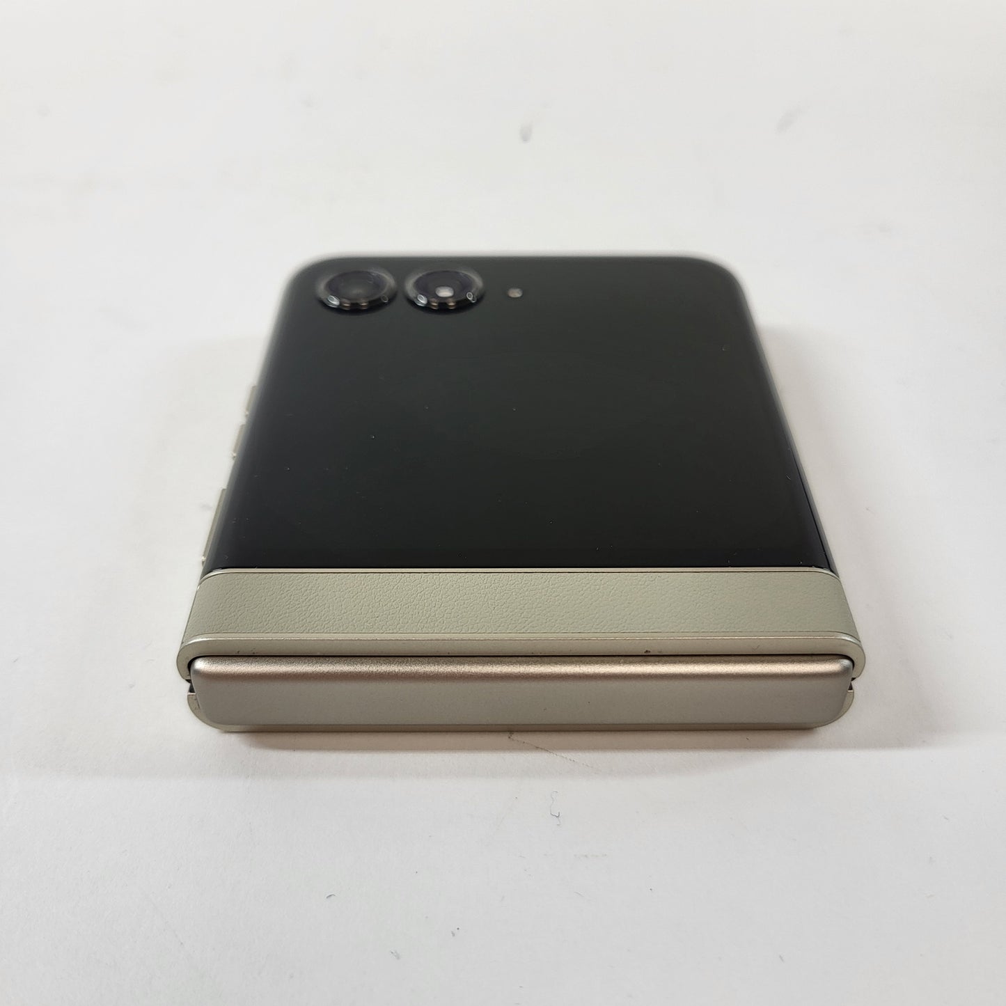 Factory Unlocked Motorola Razr 256GB 14 Gold XT2453-3