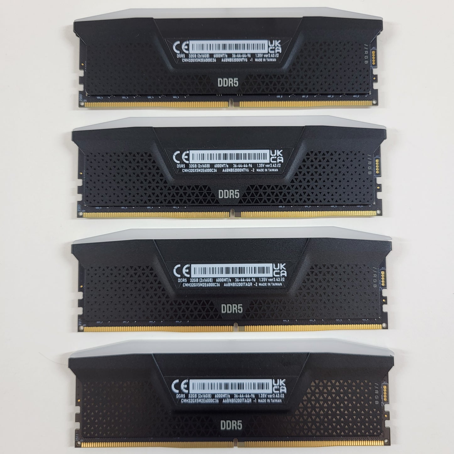 Corsair Vengeance 64GB (4x16GB) RAM DDR5 6000MHz CMH32GX5M2E6000C36