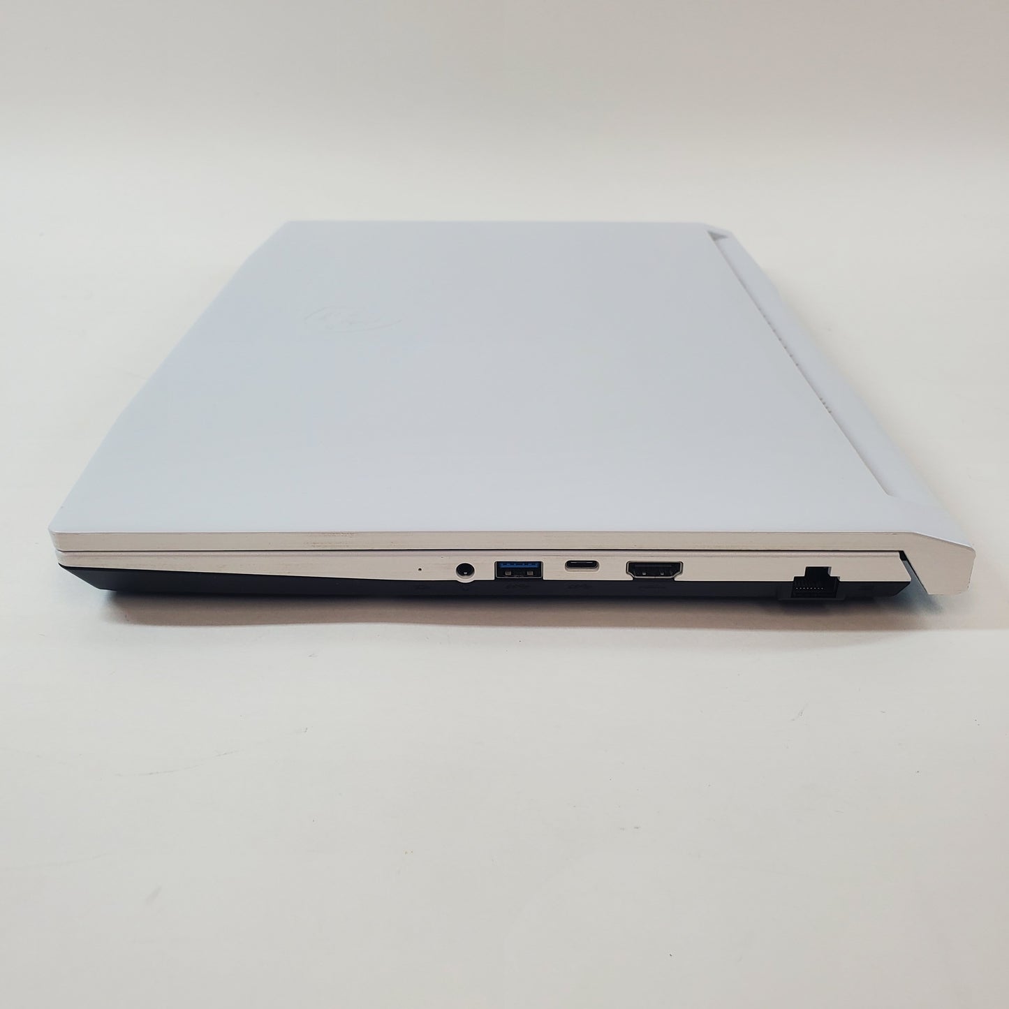 MSI Sword 15 A12UC 15.6" i5-12450H 2.5GHz 8GB RAM 512GB SSD GeForce RTX 3050