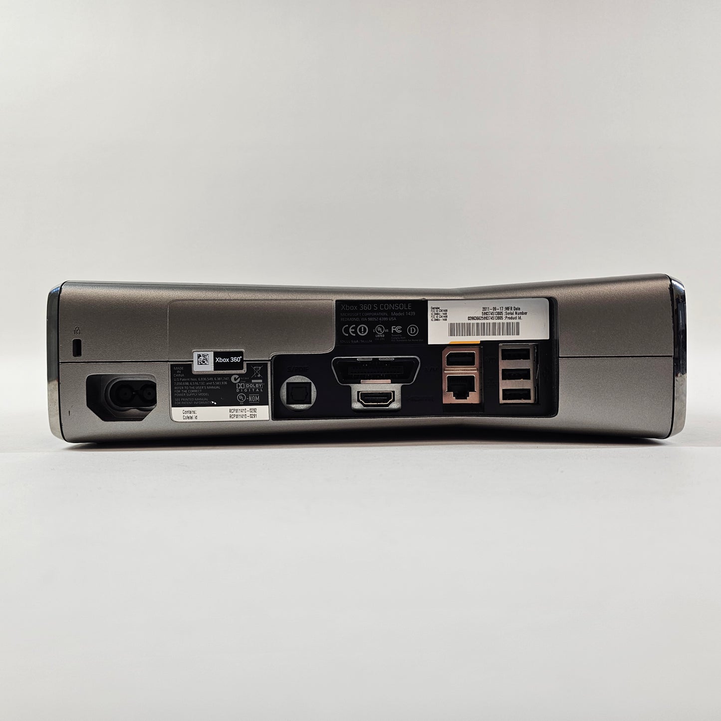 Microsoft Xbox 360 S 320GB Console Gaming System Only Modern Warefare 3 1439