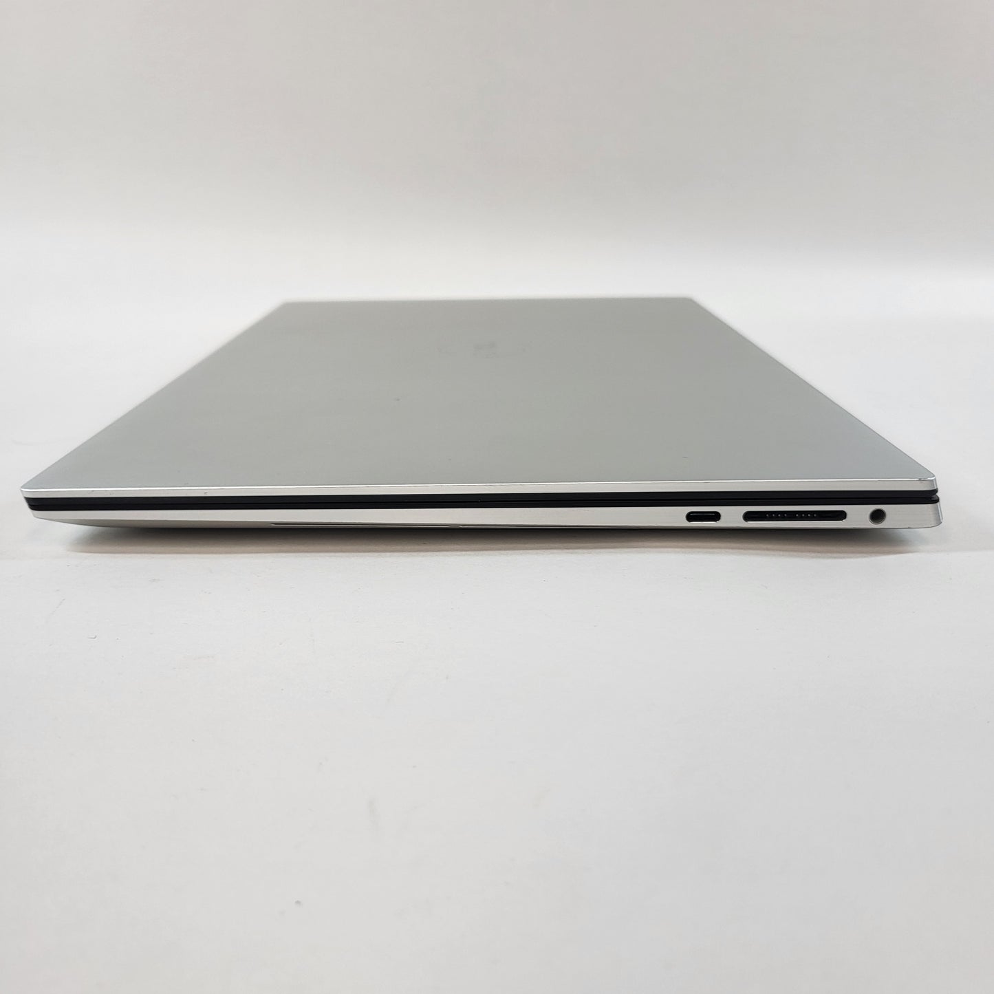 Dell XPS 15 9530 15.6" i9-13900H 2.6GHz 32GB RAM 1TB SSD GeForce RTX 4070