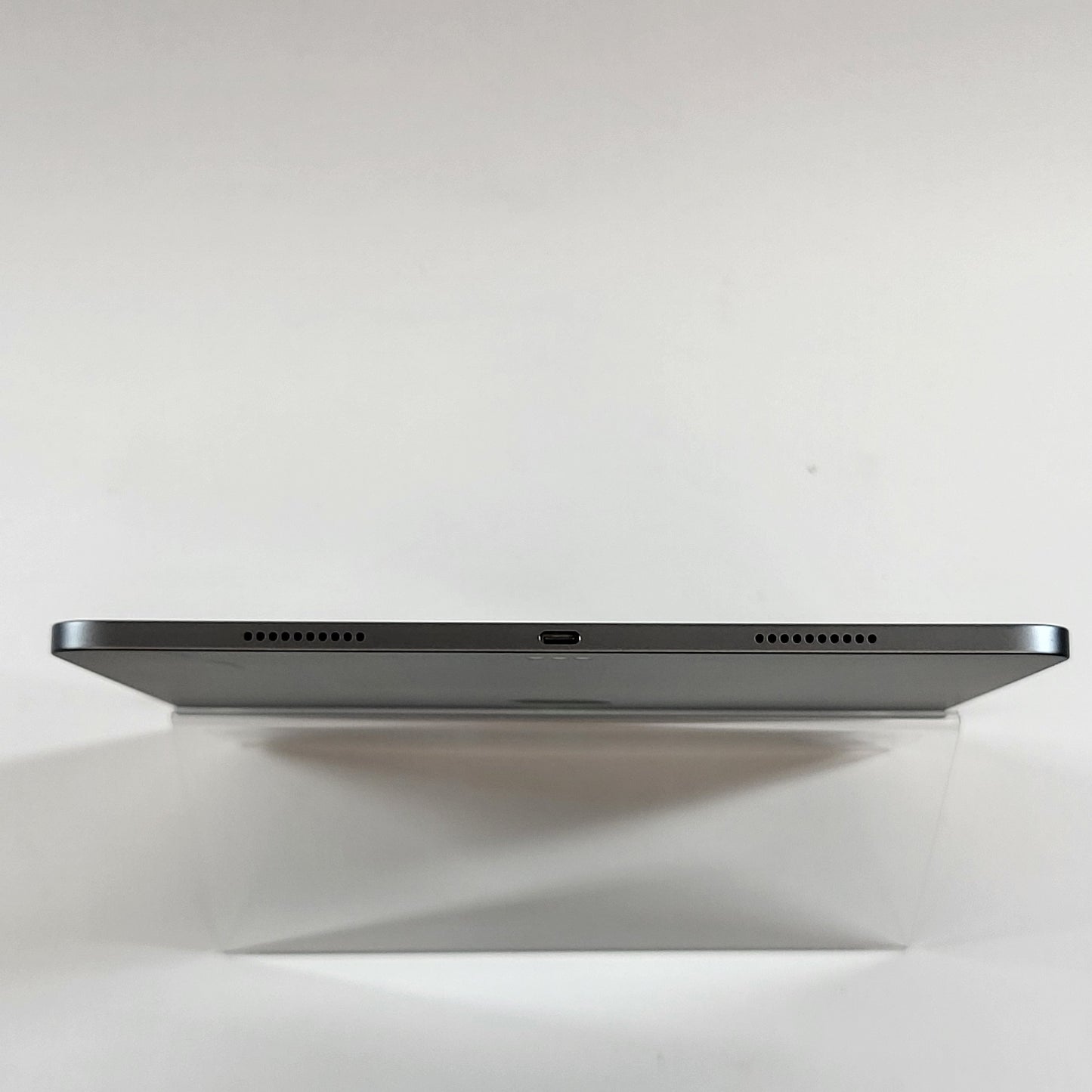 WiFi Only Apple iPad Pro 12.9" 6th Gen 128GB Silver MNXP3LL/A