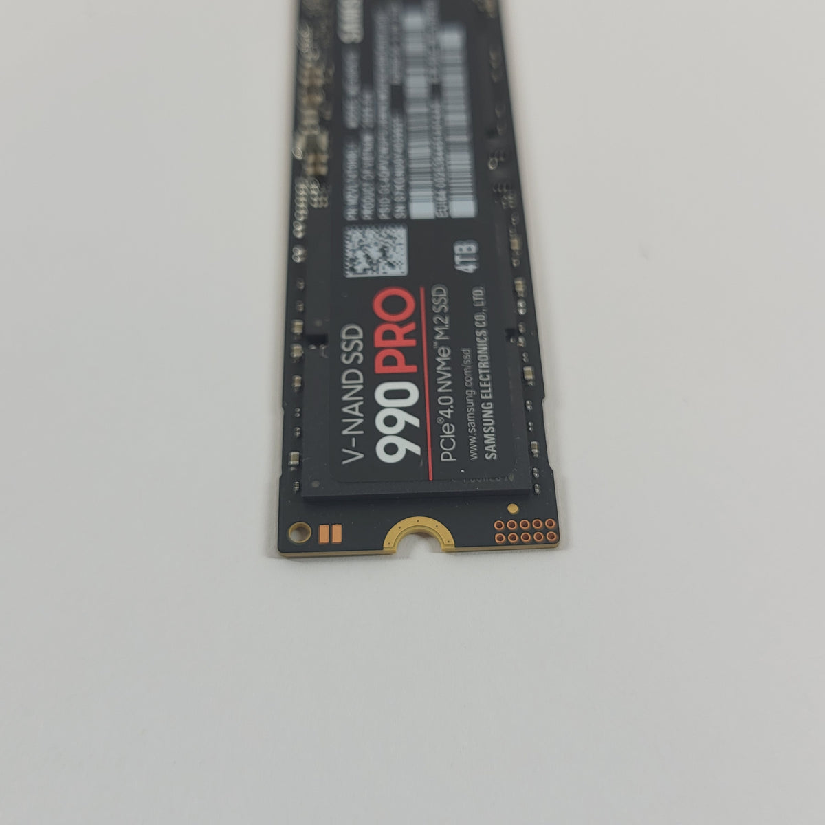 Samsung 990 Pro 4TB M.2 NVMe Gen 4.0 x 4 SSD MZVL74T0HBL1
