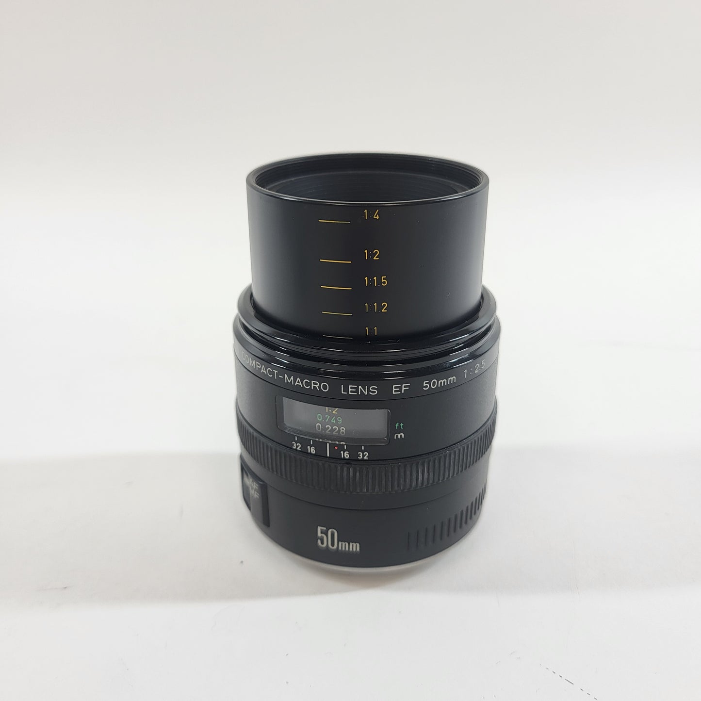 Canon EF 50mm f/2.5 50mm f/2.5