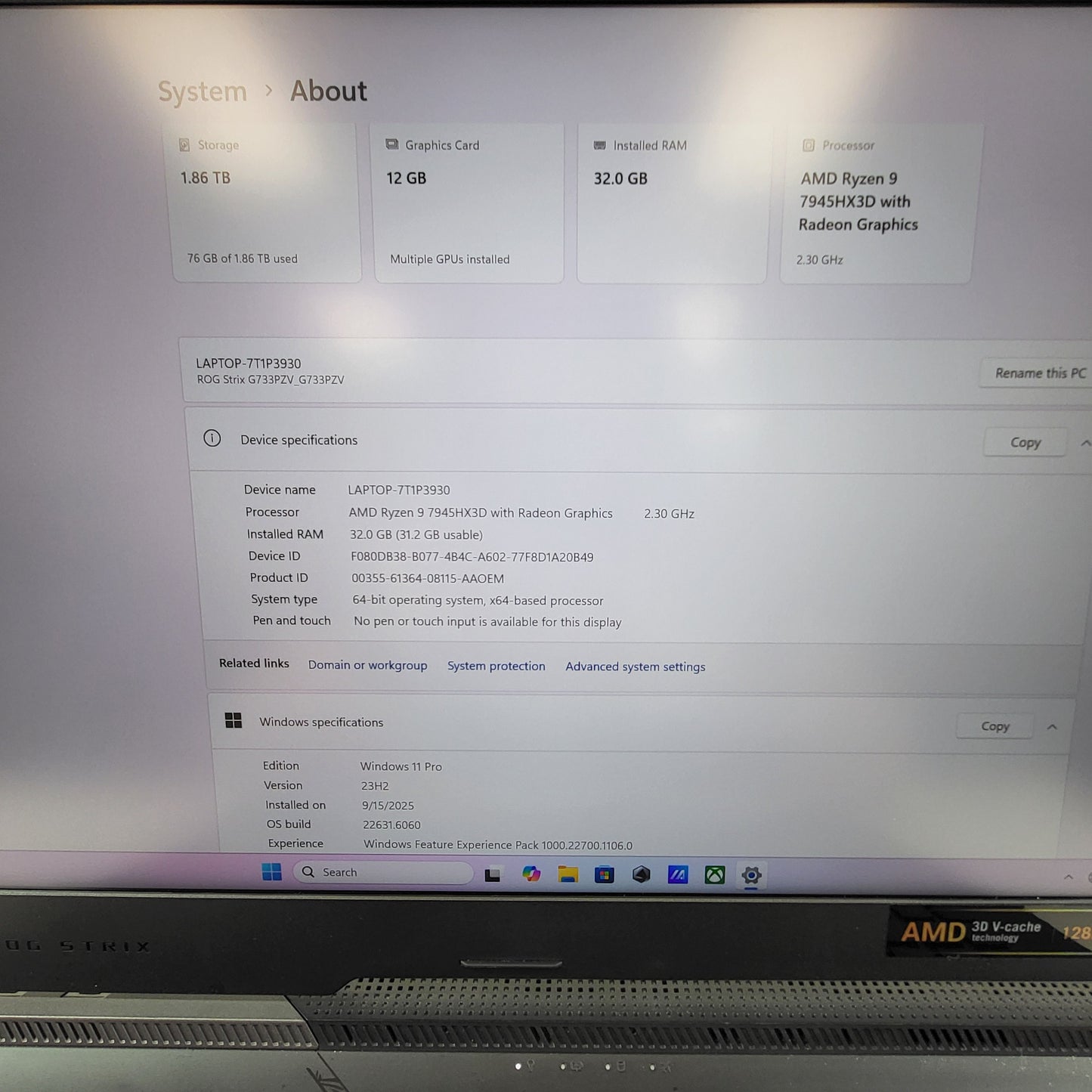 Asus ROG Strix G733PZV 17.3" Ryzen 9 7945HX3D 32GB RAM 2TB GeForce RTX 4080