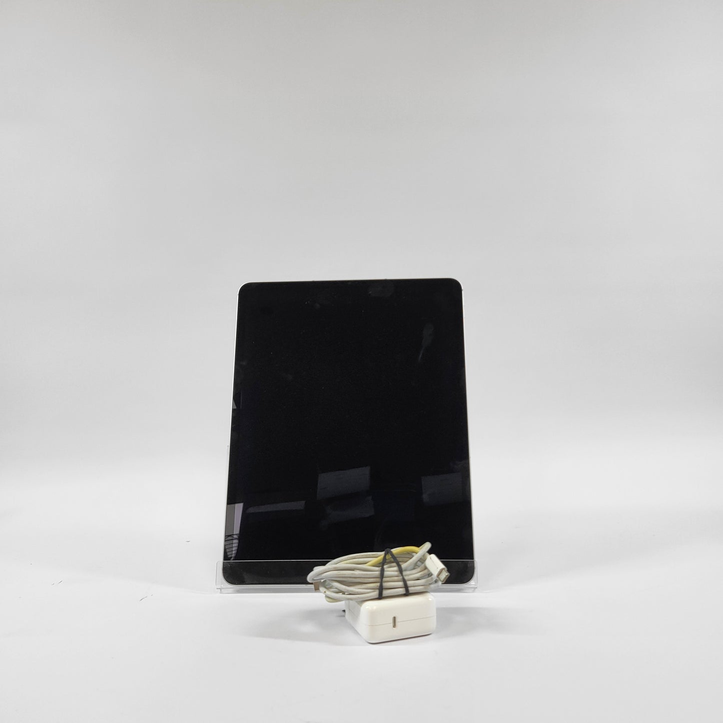 WiFi Only Apple iPad Pro 12.9" 6th Gen 2TB Silver MP673LL/A