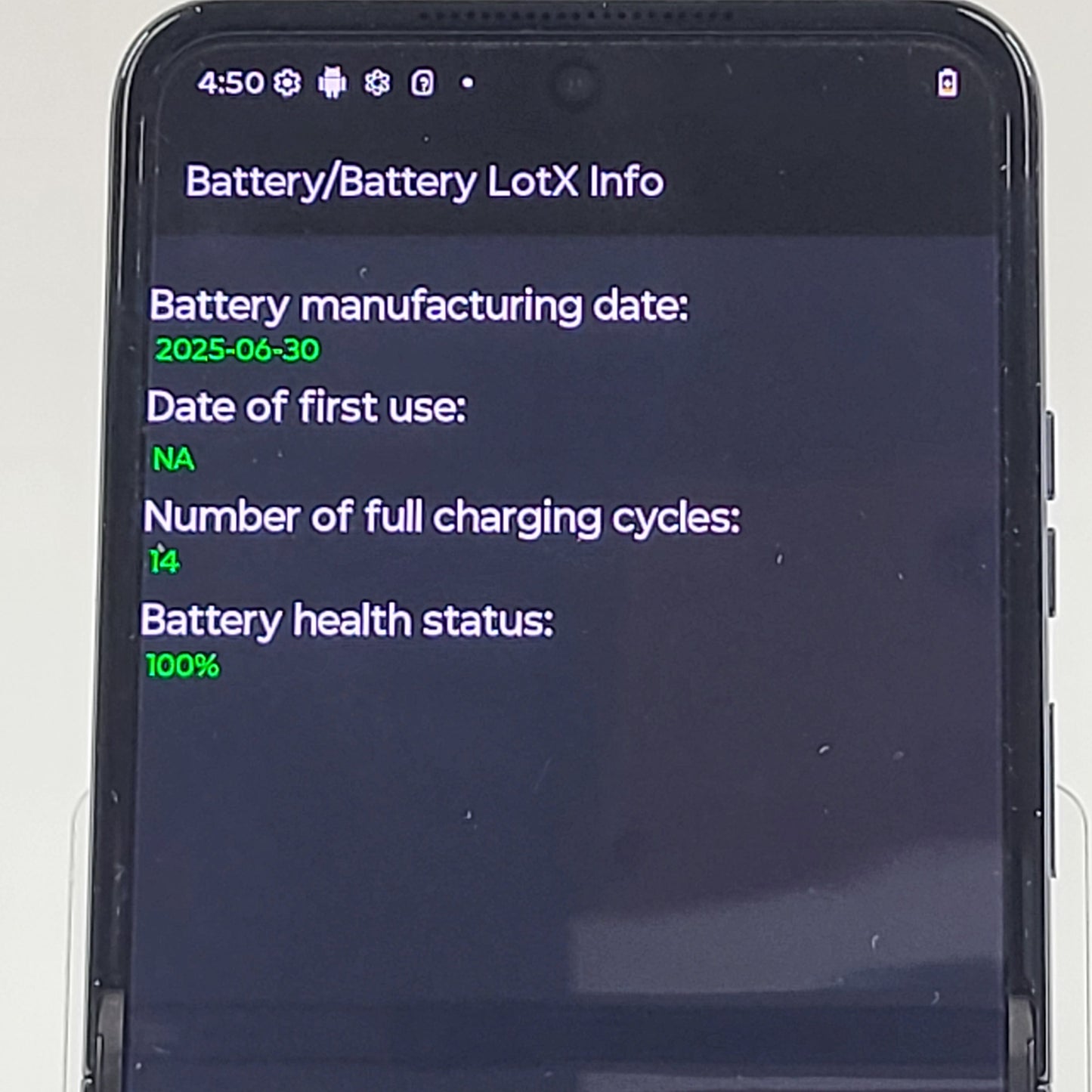 Cricket Motorola Razr 2025 256GB 16 Alpine Blue XT2553-5 READ
