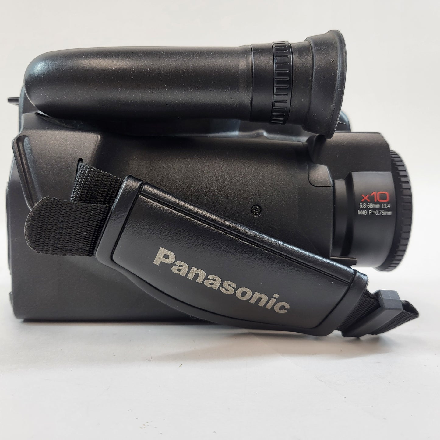 Panasonic Palmcorder IQ Cassette Video Camcorder PV-IQ303