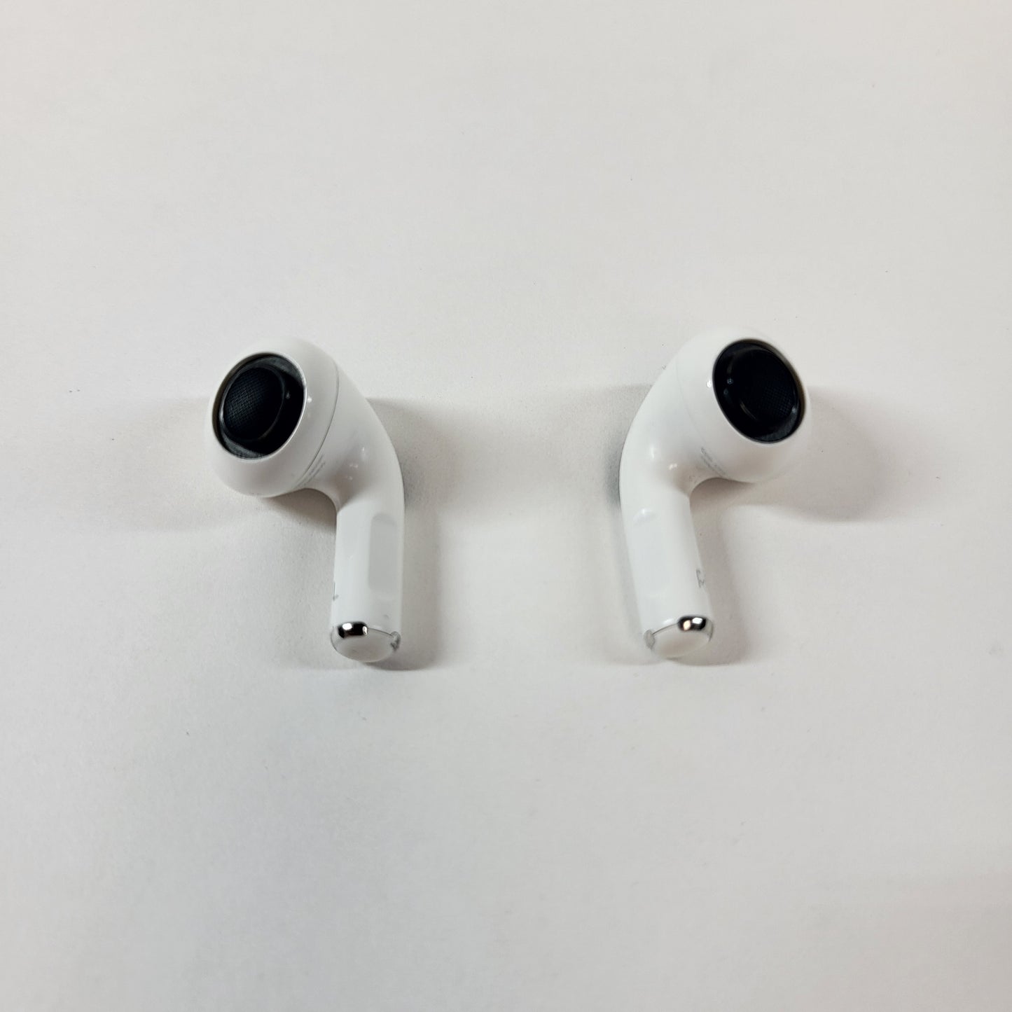 Apple AirPods Pro 2nd Gen with MagSafe Charging Case A2699 A2698 A2700