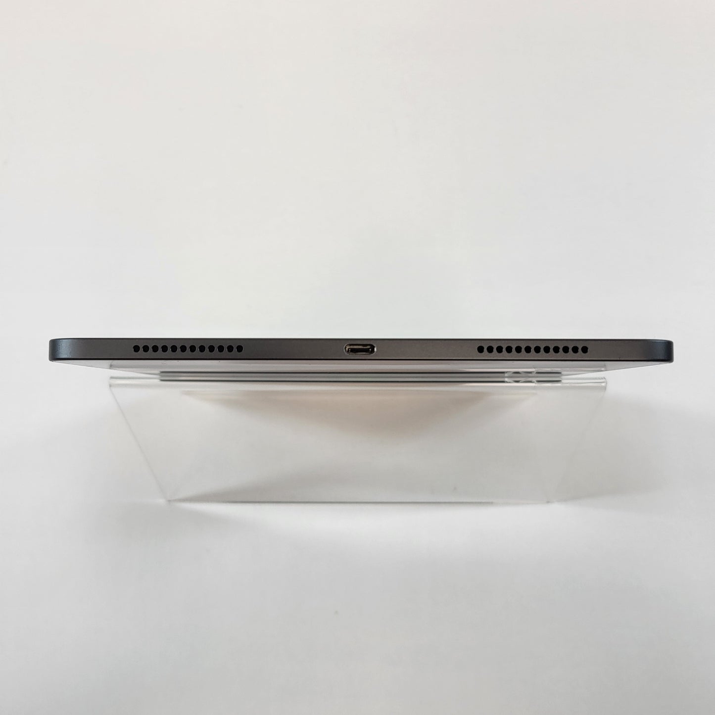 WiFi Only Apple iPad Air 4th Gen 256GB Space gray MYFT2LL/A