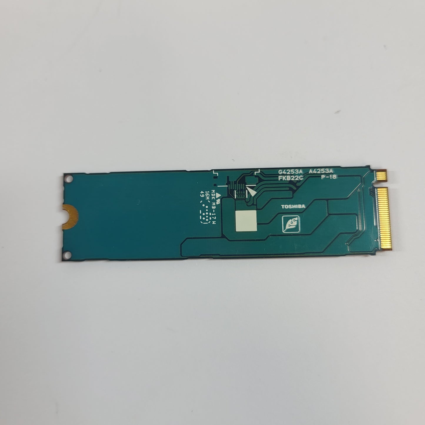 Toshiba 2280mm THSN5256GPUK 256GB M.2 NVMe Gen 3.0 x 4 SSD THSN5256GPU