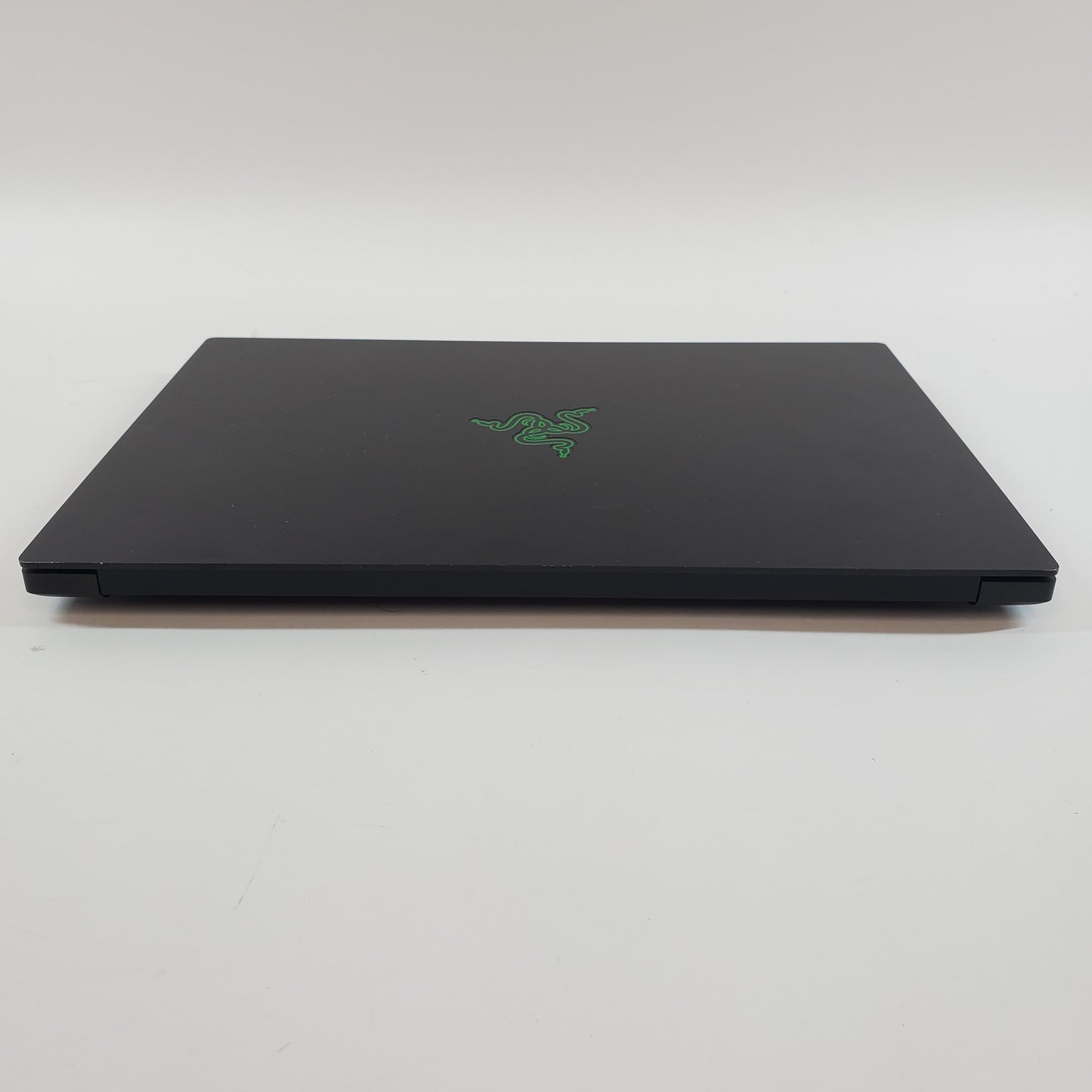 Razer Blade 14 RZ09-0370CEA3 14" Ryzen 9 5900HX 3.3GHz 16GB RAM 1TB RTX 3080