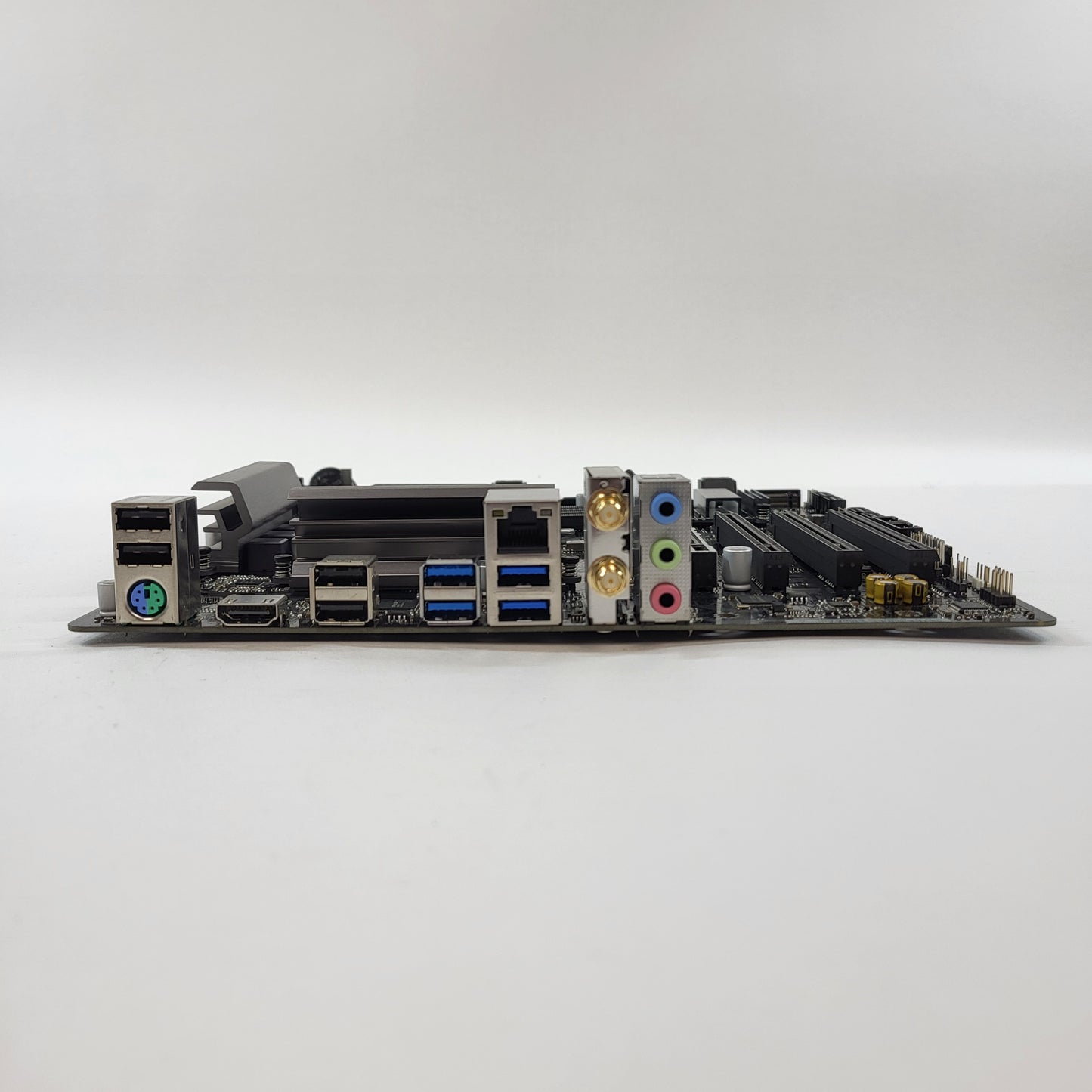 AsRock B760M-C/D4 LGA 1700 mATX
