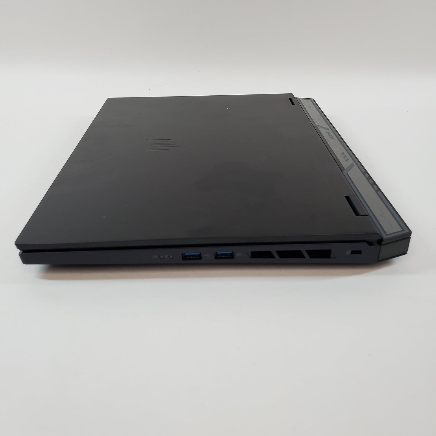 Acer Predator Helios 16 PHN16-72 14" 3.9GHz 8GB RAM 1TB SSD NIVIDIA