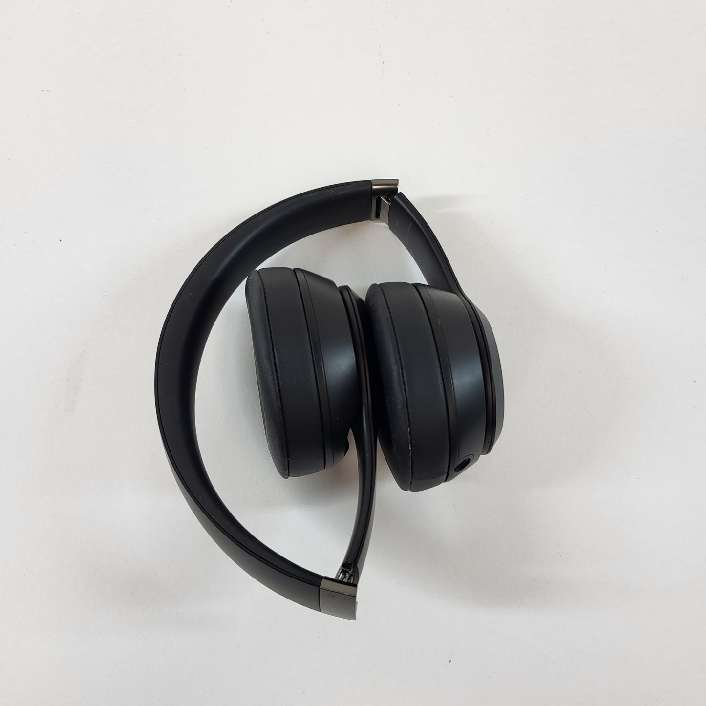 Beats Solo4 Wireless On-Ear Bluetooth Headphones Black A3140