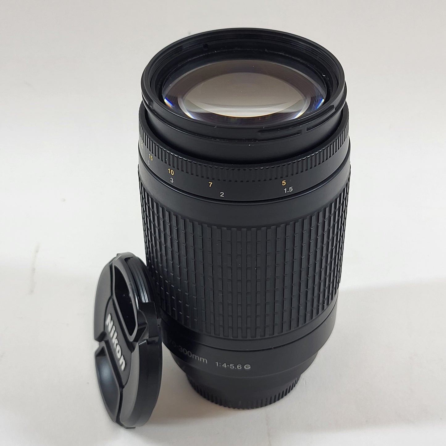 Nikon AF NIKKOR 70-300mm f/4.5-5.6 Auto Lens F