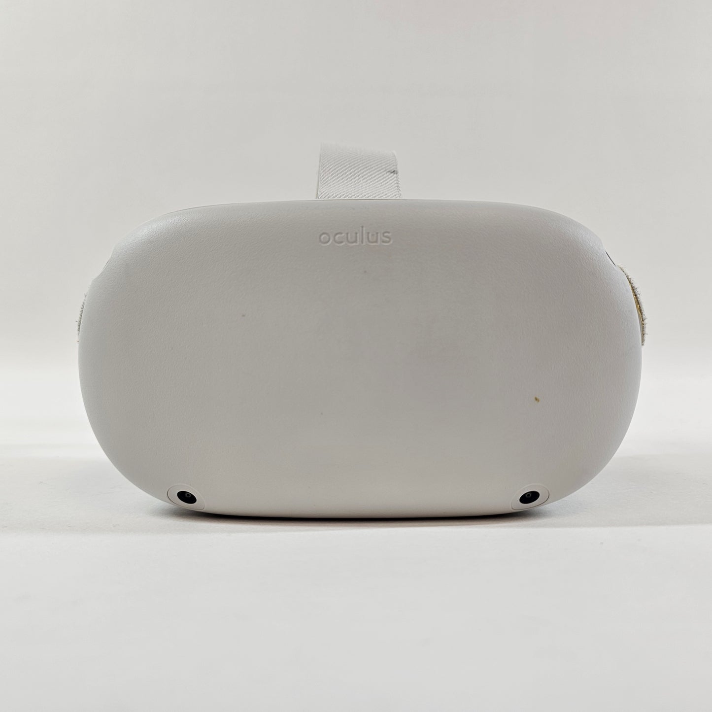 Oculus Quest 2 64GB Standalone All-in-One VR Headset KW49CM READ