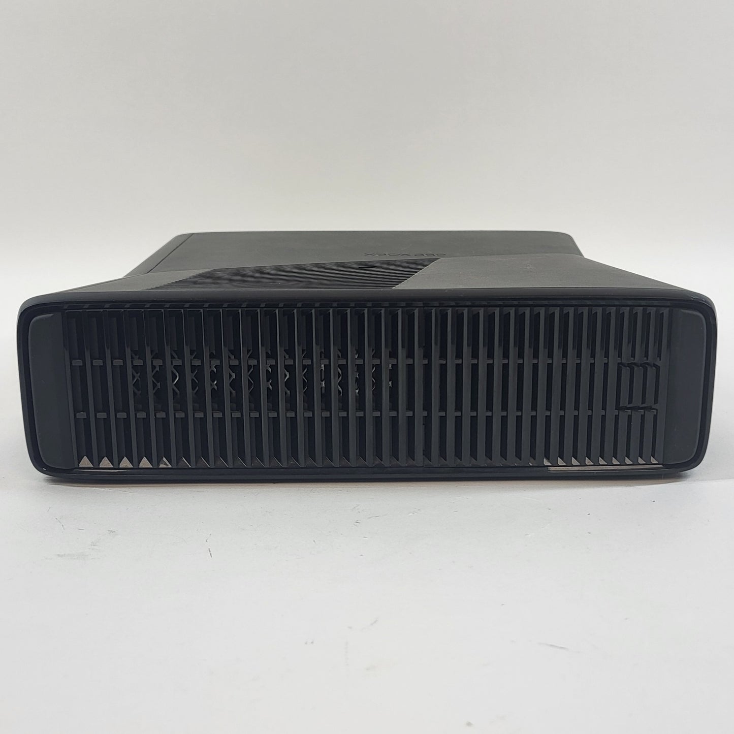 Microsoft Xbox 360 S 4GB Console Gaming System Only Matte Black 1439 READ