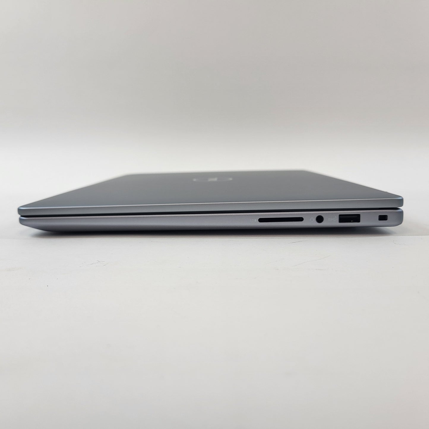 Dell Inspiron 14 5440 P185G 14" intel core 7 150u 1.8GHz 16GB RAM 1TB SSD