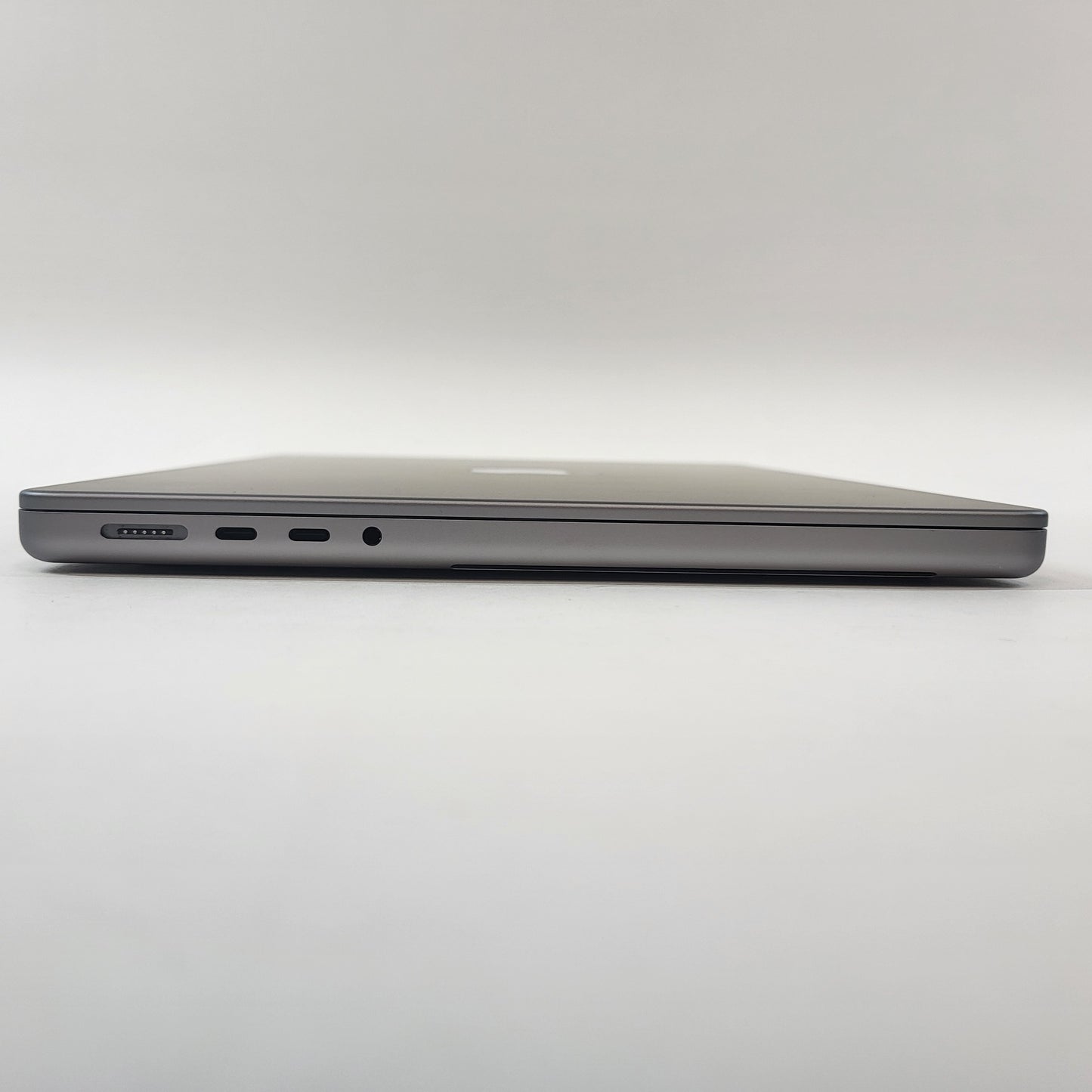 2023 Apple MacBook Pro 14" M3 10C GPU 4.0GHz 16GB RAM 1TB SSD MXE03LL/A
