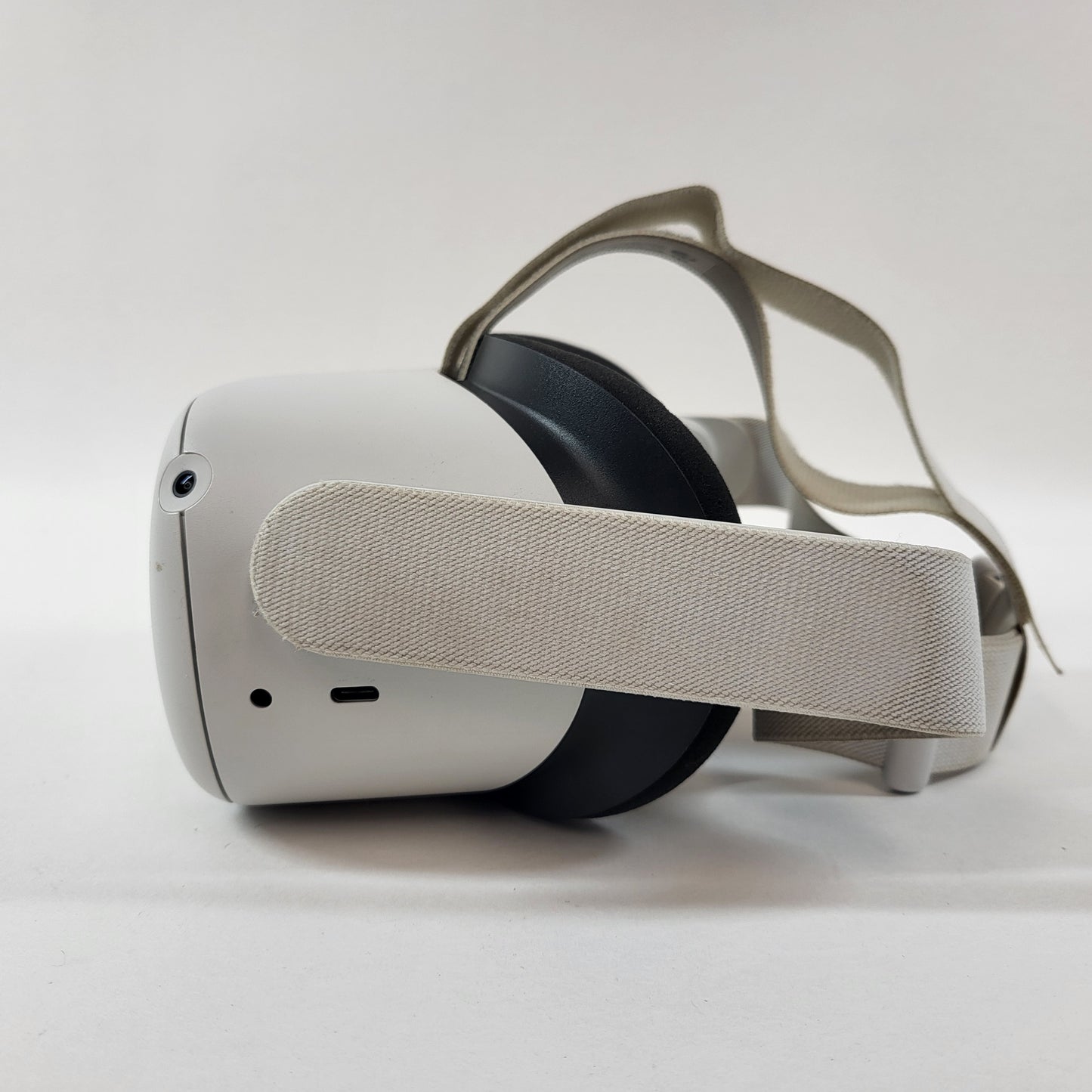 Meta Quest 2 128GB Standalone All-in-One VR Headset