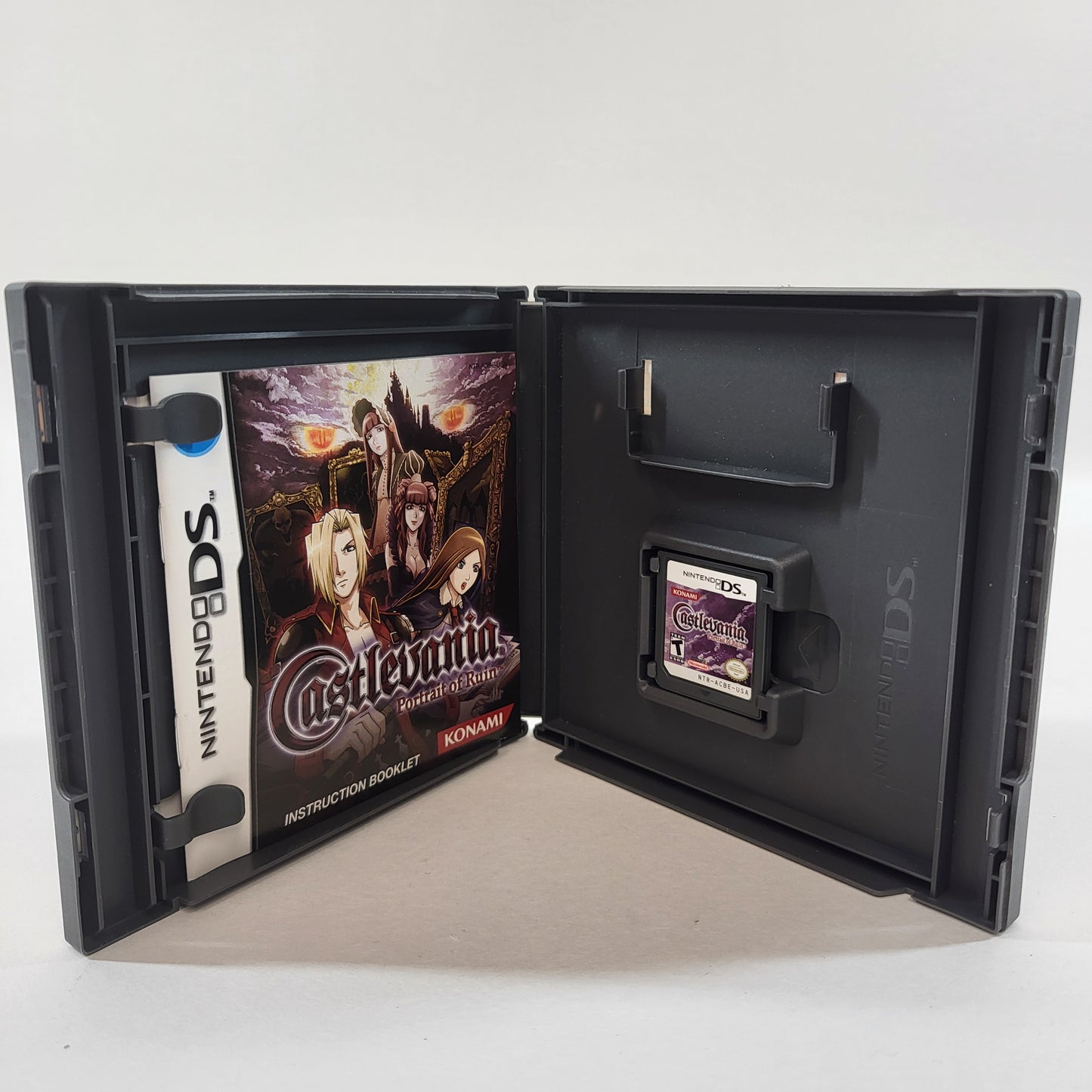 Castlevania Portrait of Ruin (Nintendo DS, 2006)