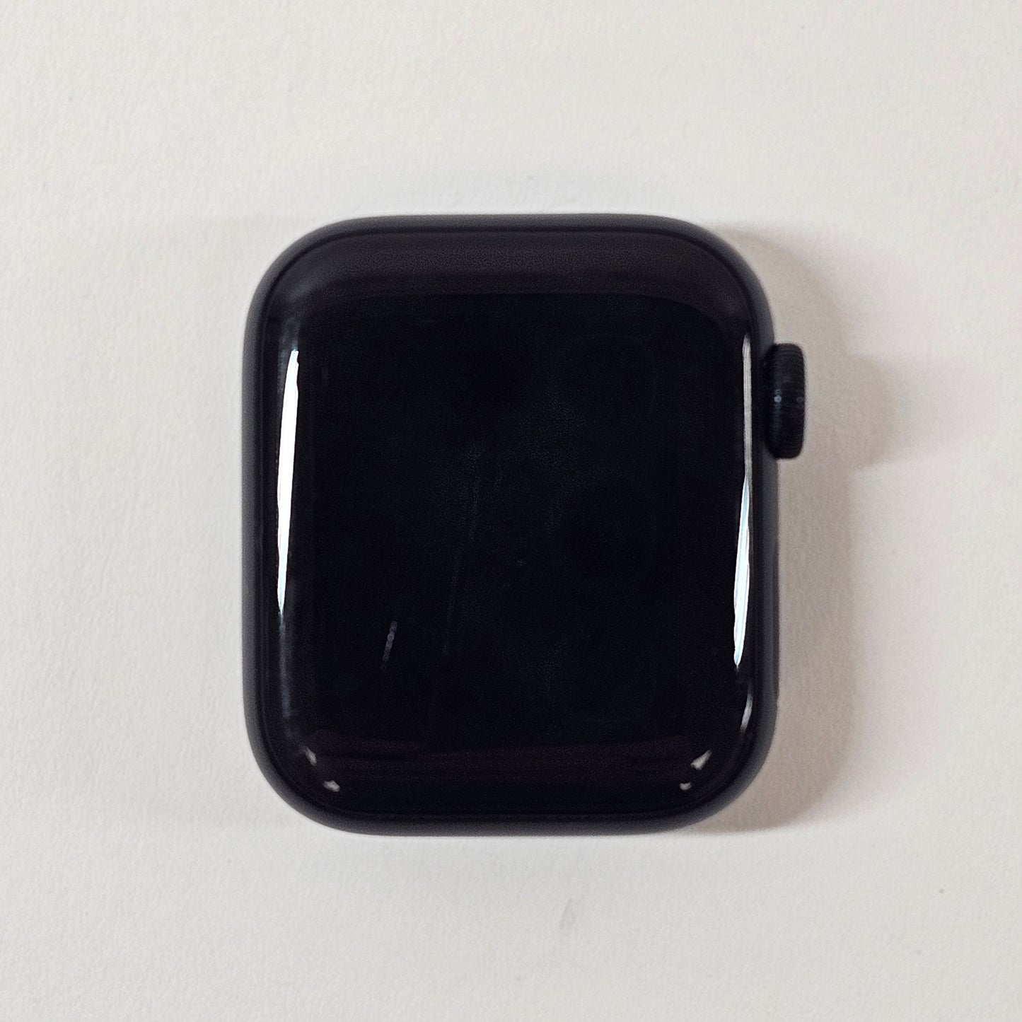 GPS Only Apple Watch SE 2nd Gen 40MM Black Aluminum MXE73LL/A