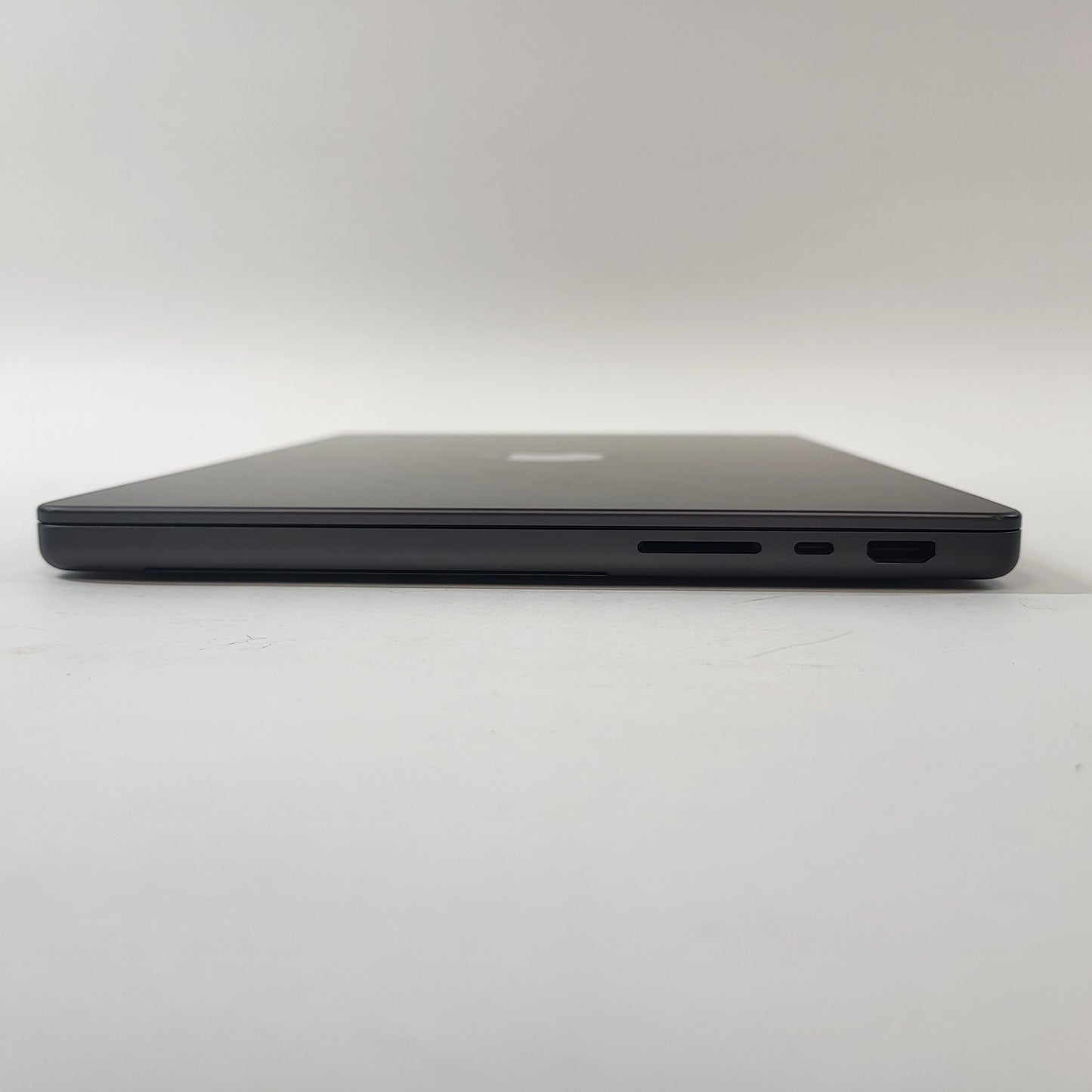 2023 Apple MacBook Pro 14" M3 Pro 14C GPU 4.0GHz 18GB RAM 512GB SSD A2992