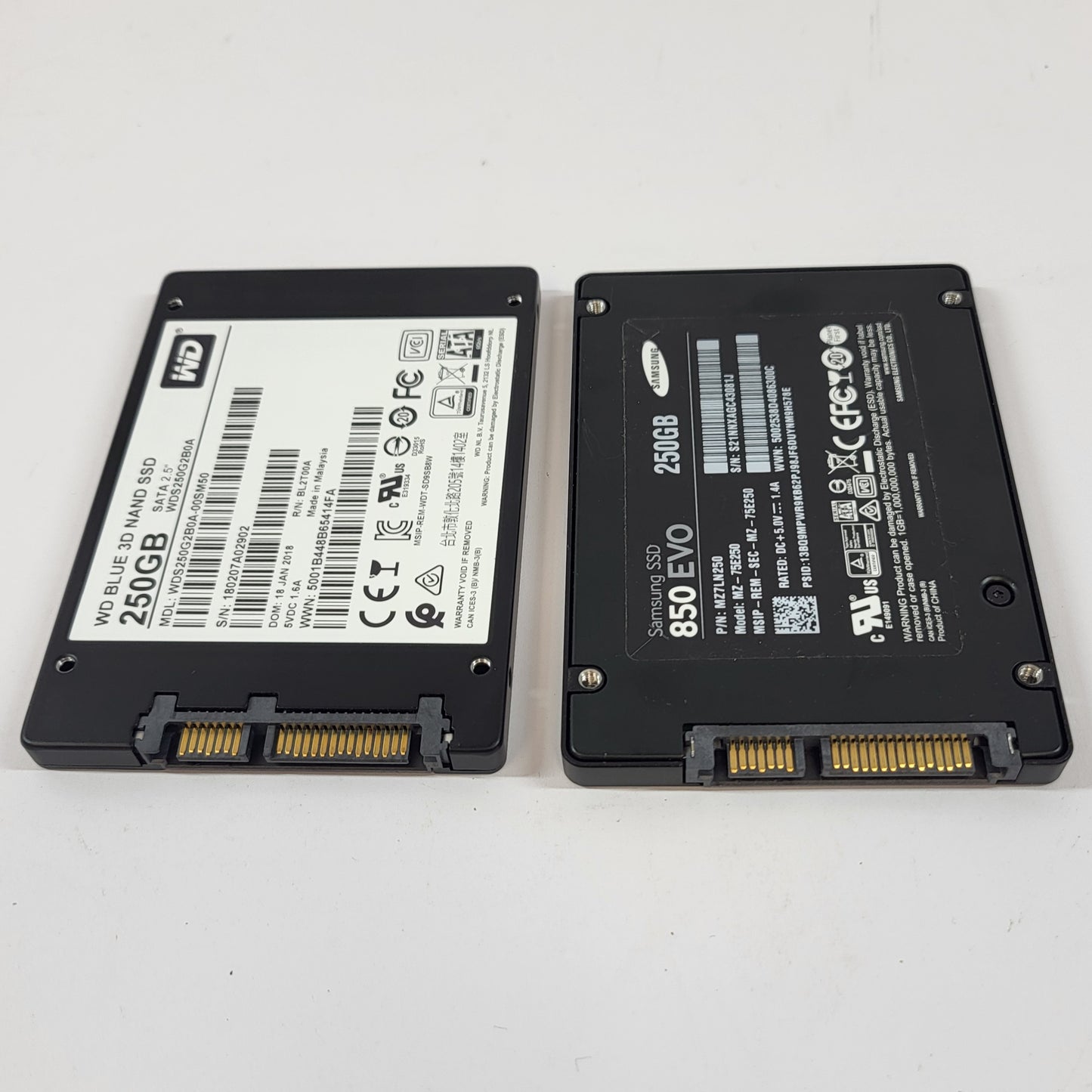 Bundle Of WD Blue Samsung 850 EVO 250GB 2.5" SATA III 6Gbps SSDย