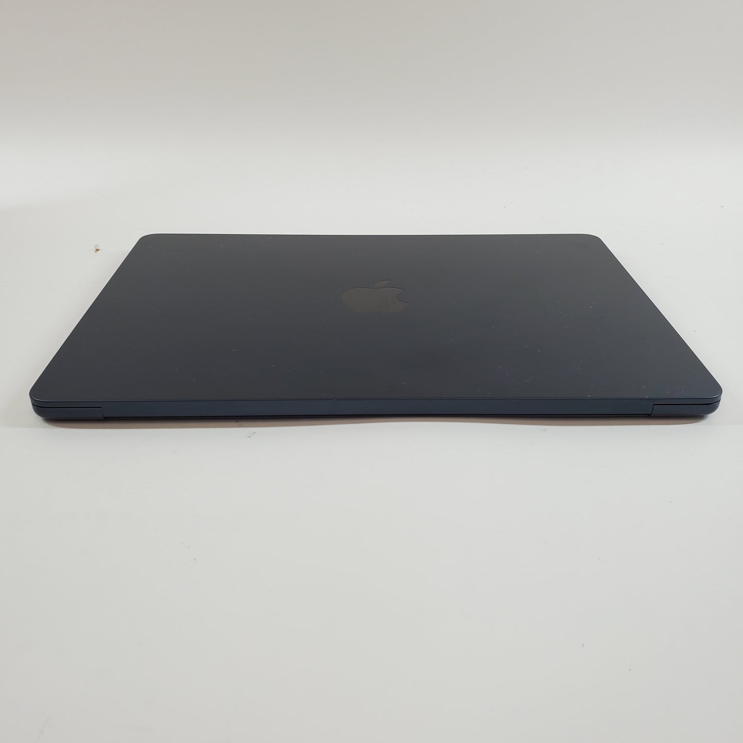 2022 Apple MacBook Air 13.6" M2 8C GPU 3.5GHz 8GB RAM 256GB SSD MLY33LL/A