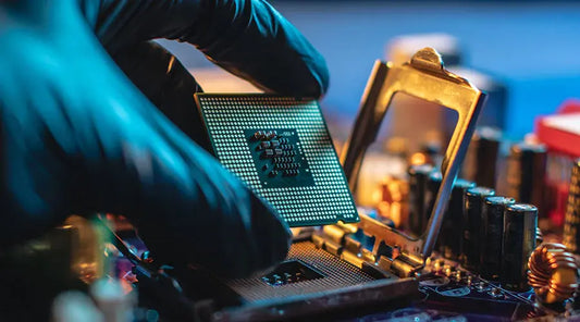 High-performance CPU shown in store at PayMore Milford