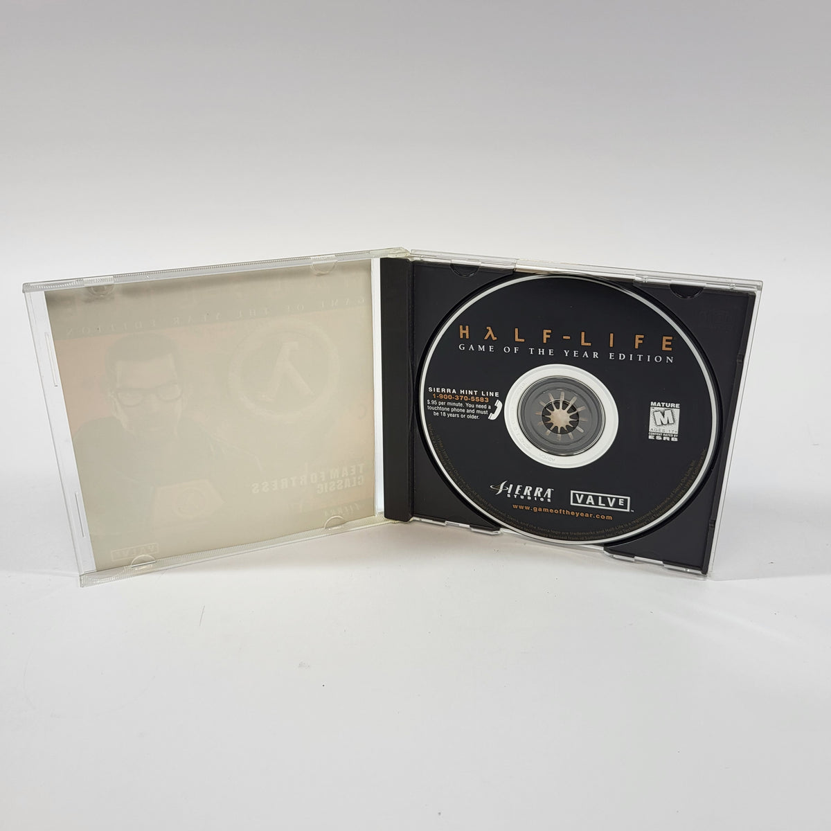 Half-Life [Game of the Year Edition] (PC, 1990) CD ROM Only