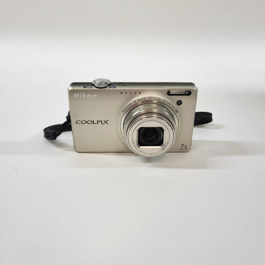 Nikon S6000 14.2MP Digital Camera