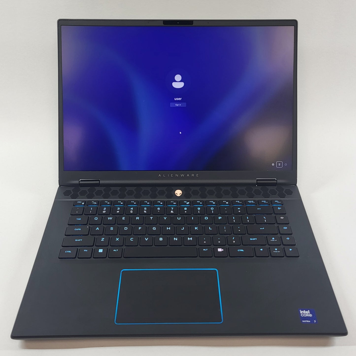 Alienware M16 Core Ultra 7 155H 16GB RAM 1TB HDD GeForce RTX 4070