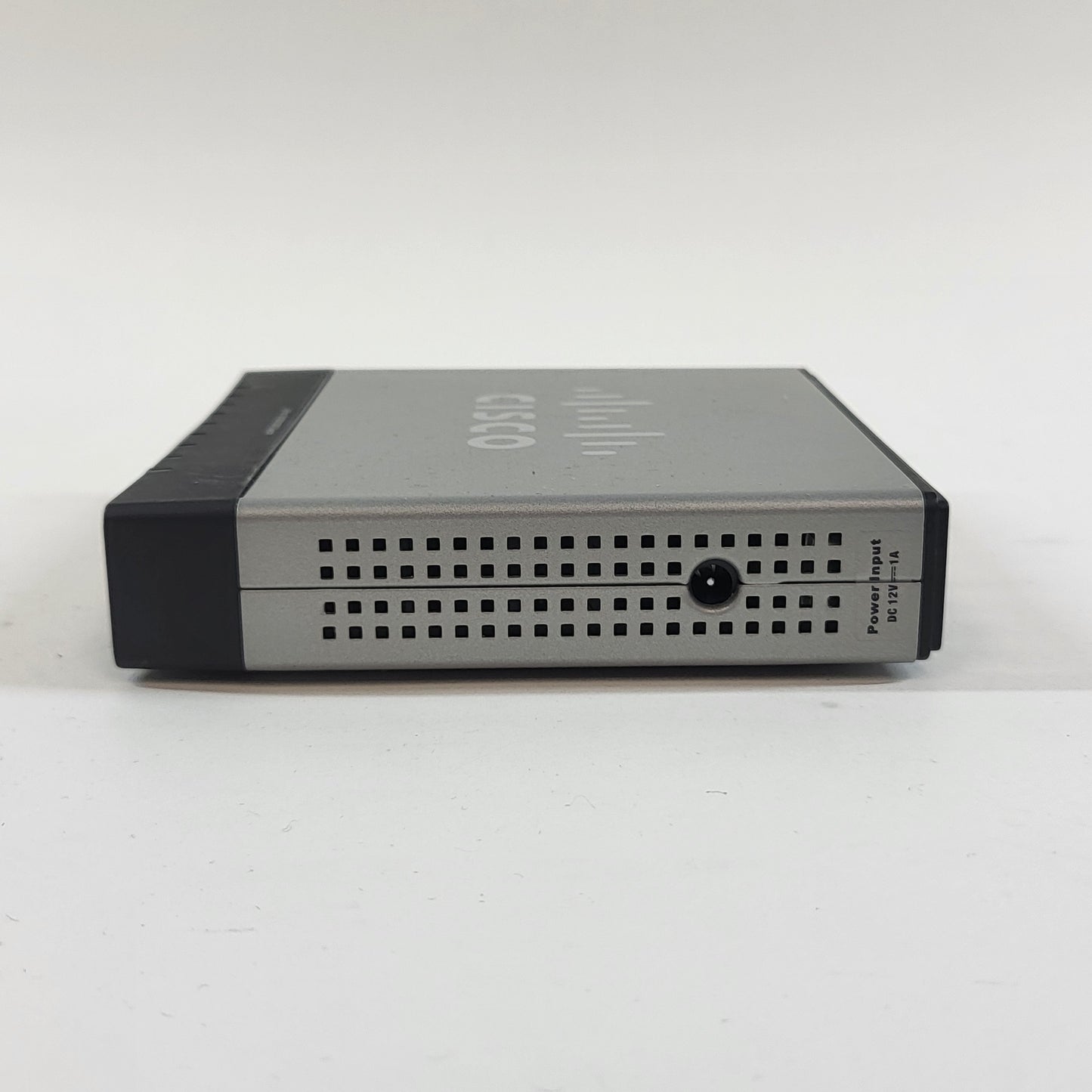 Cisco SD2008 8 Port 10/100/1000 Gigabit Ethernet Switch with Power Adapter