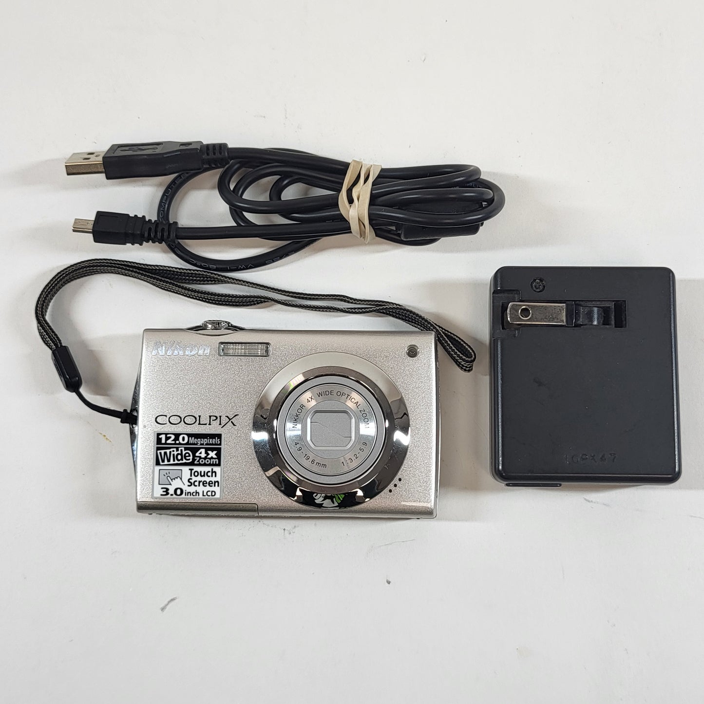 Nikon COOLPIX S4000 12.0MP Digital Camera