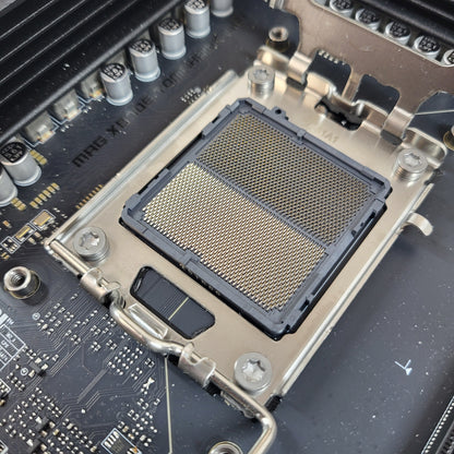 MSi MAG X870E TOMAHAWK WIFI AM5 ATX AMD DDR5 Motherboard