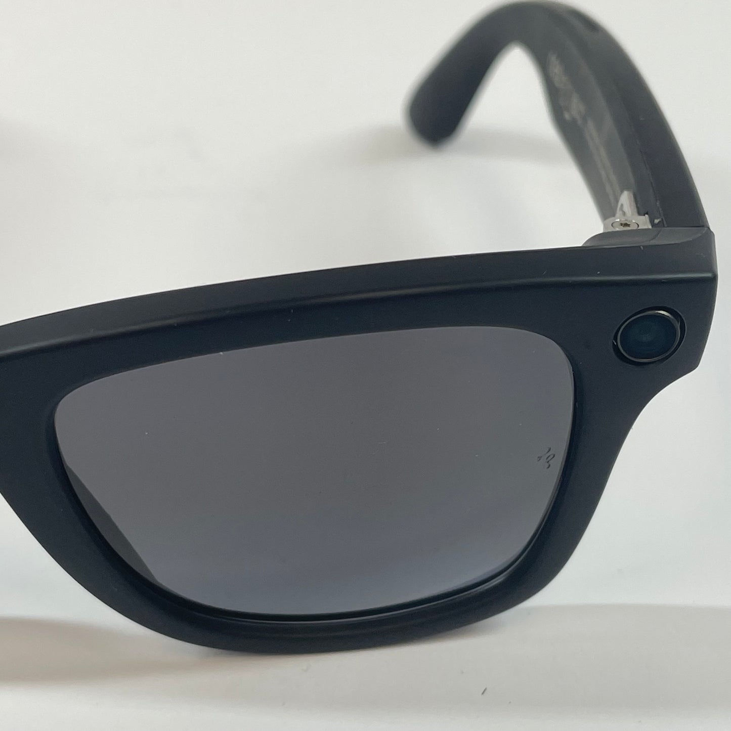 Ray-Ban Meta Wayfarer Gen 1 Shiny Black Polarized RW4006 601ST3 AI Smart Glasses