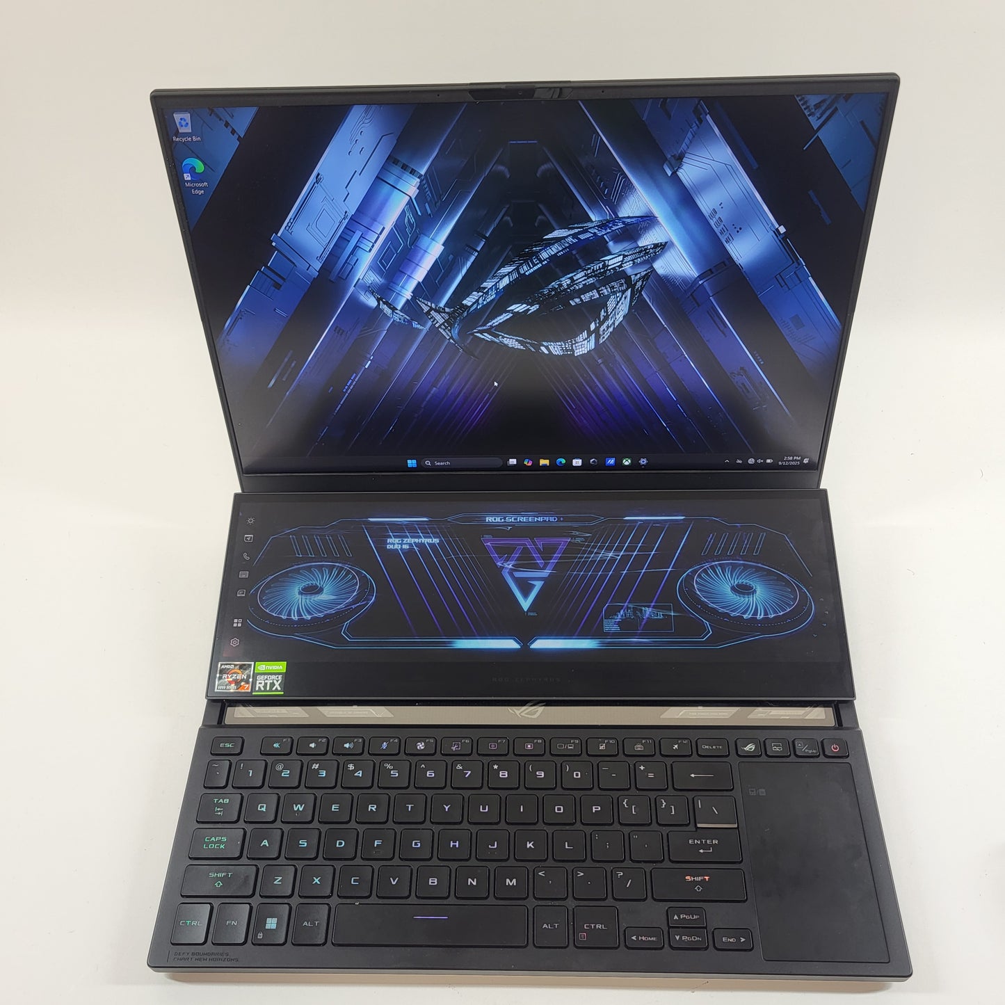Asus ROG Zephyrus Duo 16 GX650RM 16" Ryzen 7 6800H 1TB SSD GeForce RTX 3060