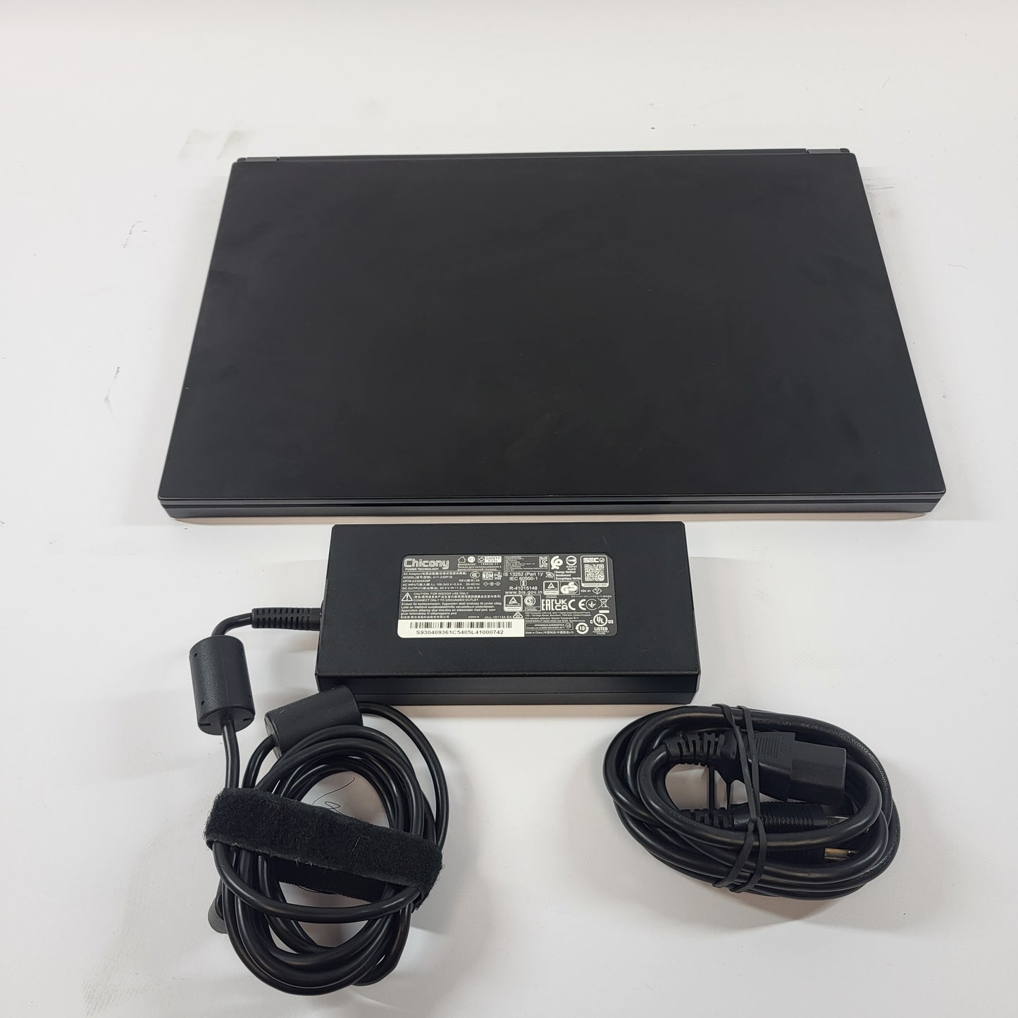 MSI Stealth GS66 11UE 15.6" i7-11800H 2.3GHz 16GB RAM 1TB SSD GeForce RTX 3060