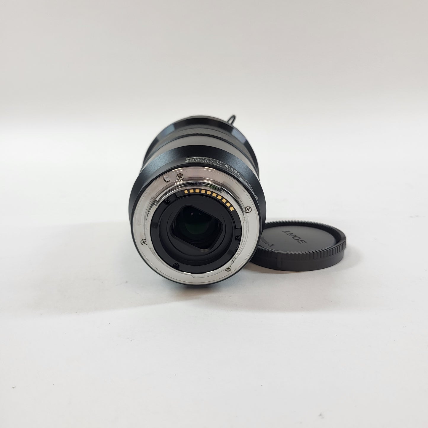 Sony SELP18105G 24-105mm f/4 E-Mount APS-C Wide-angle Power Zoom
