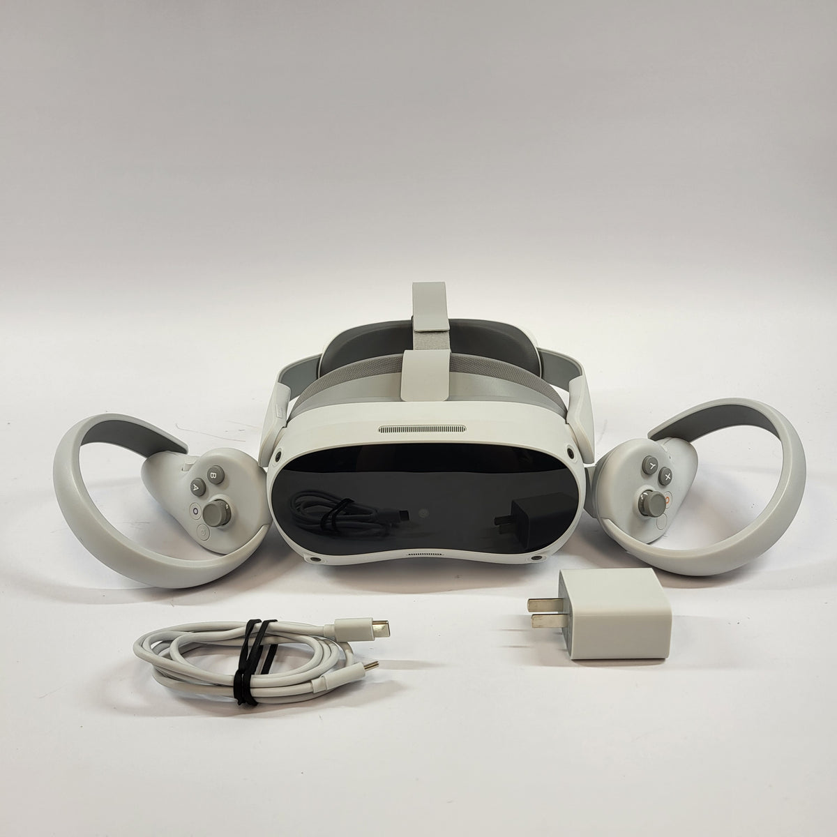 Pico 4 256GB Standalone All-in-One VR Headset A8110