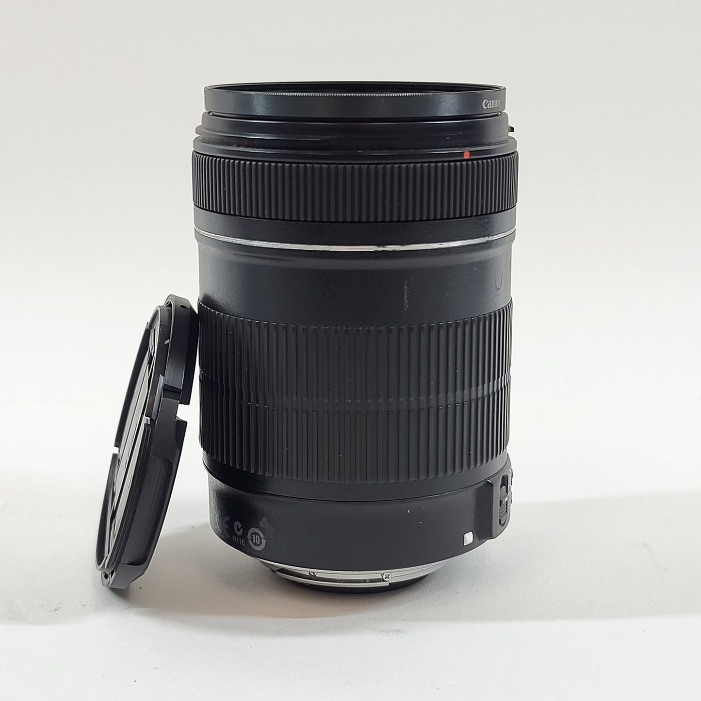 Canon EF-S 18-135mm f/3.5-5.6 Auto & Manual Lens