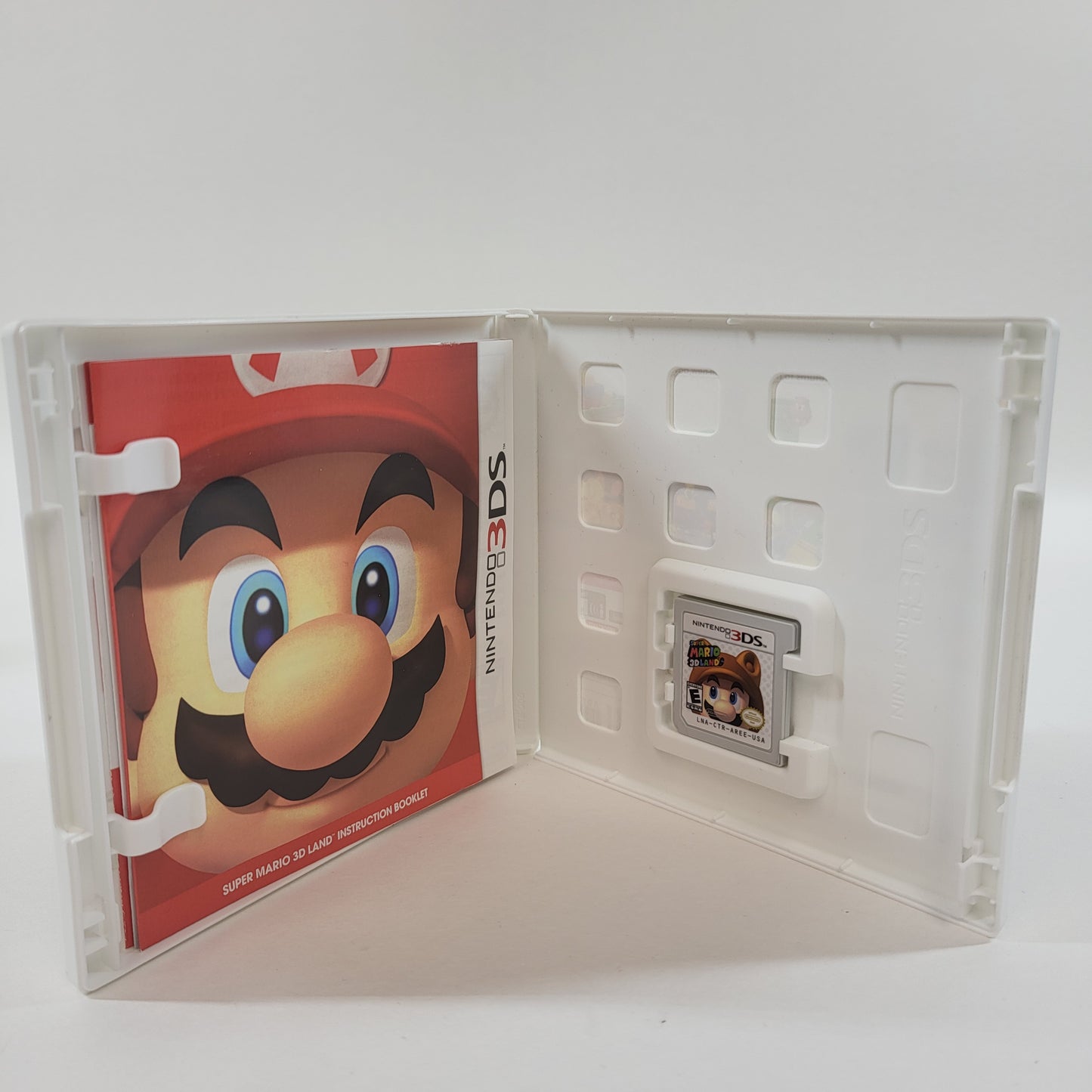 Super Mario 3D Land (Nintendo 3DS, 2011)