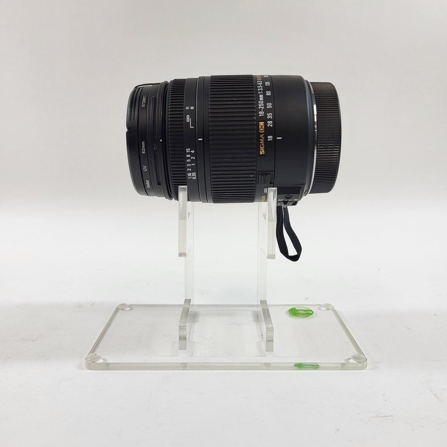 Sigma DC HSM 18-250mm f/3.5-6.3 OS Zoom Lens READ