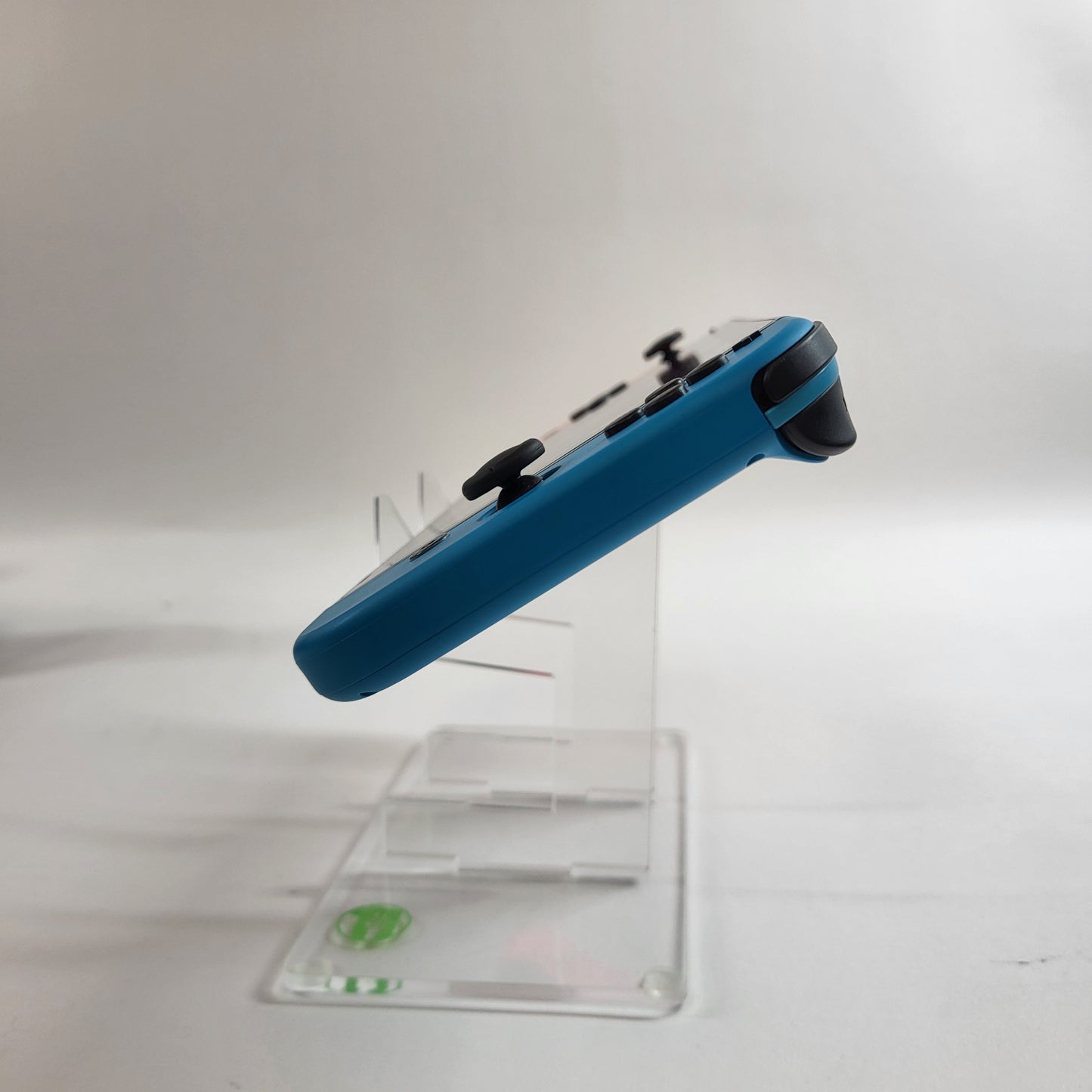 Nintendo Switch v2 Video Game Console HAC-001(-01)  Red/Blue