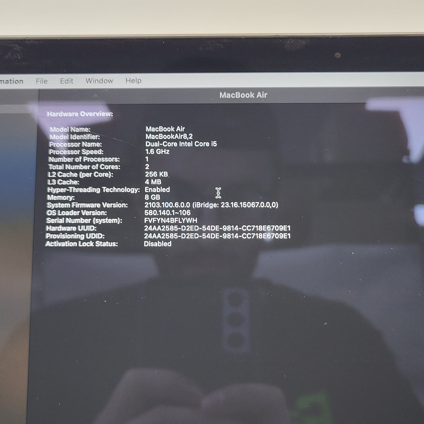 2019 Apple MacBook Air 13.3" i5 1.6GHz 8GB RAM 256GB SSD Space Gray A1932 READ