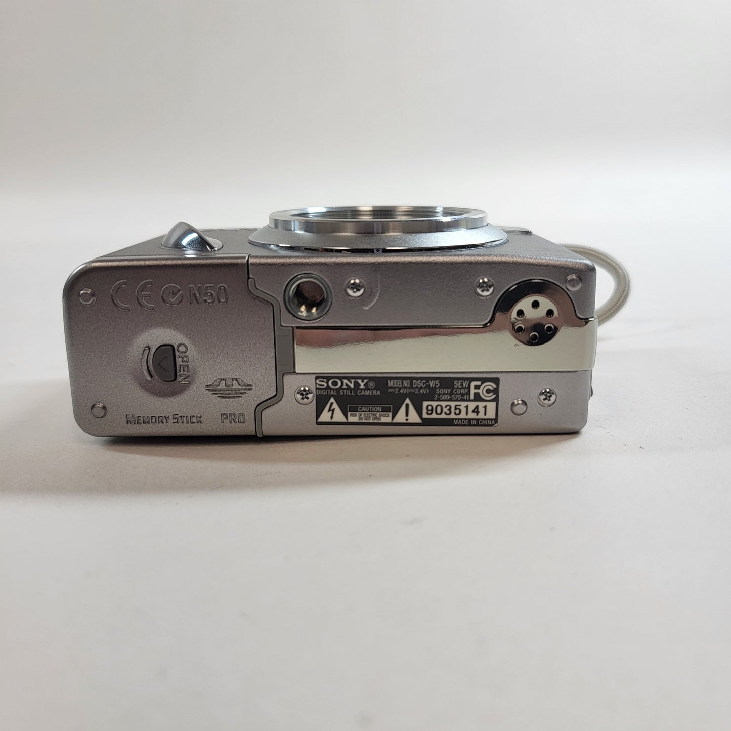 Sony Cyber-Shot DSC-W5 5.1 MP Digital Point-And-Shoot Camera