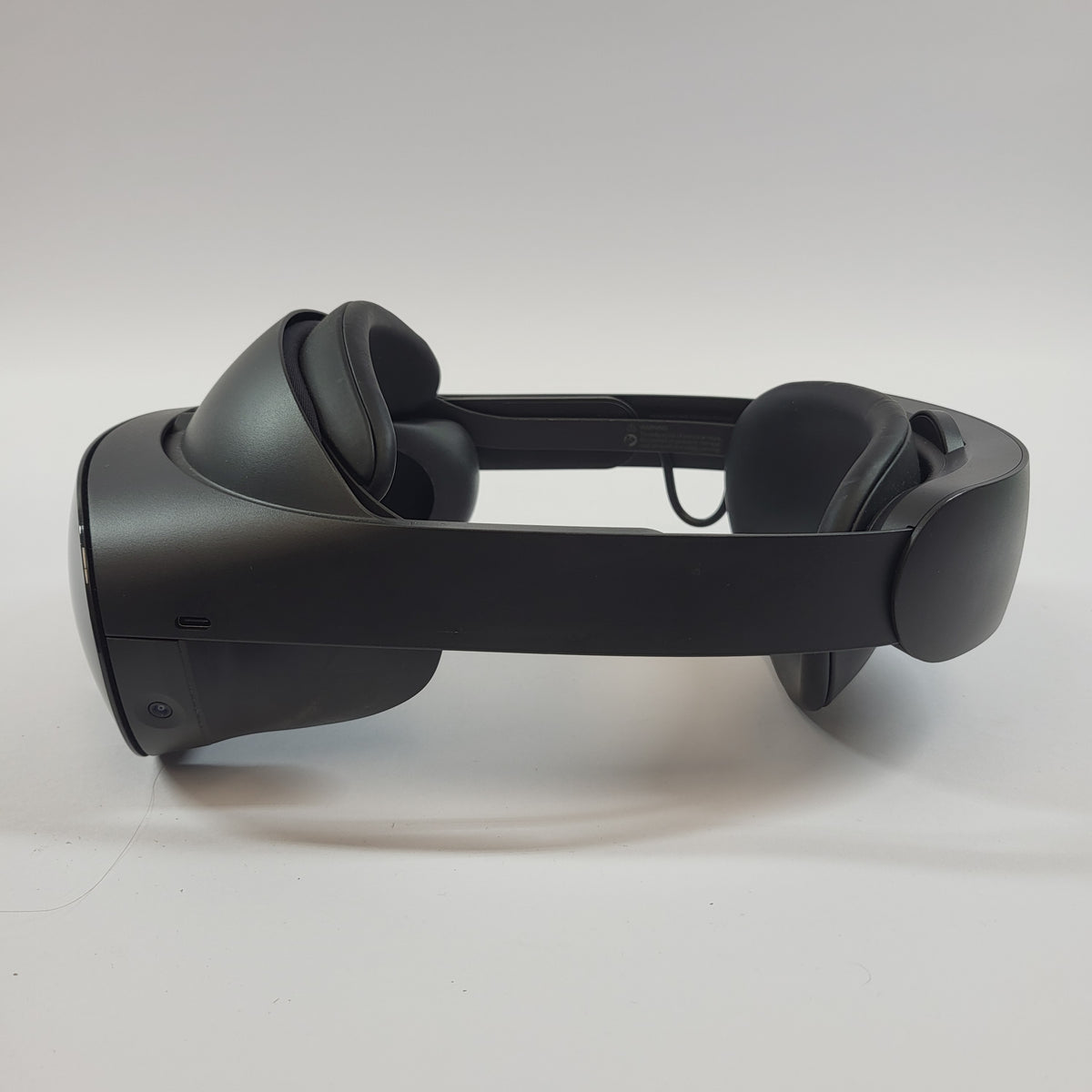Meta Quest Pro 256GB Standalone All-in-One VR Headset DK94EC